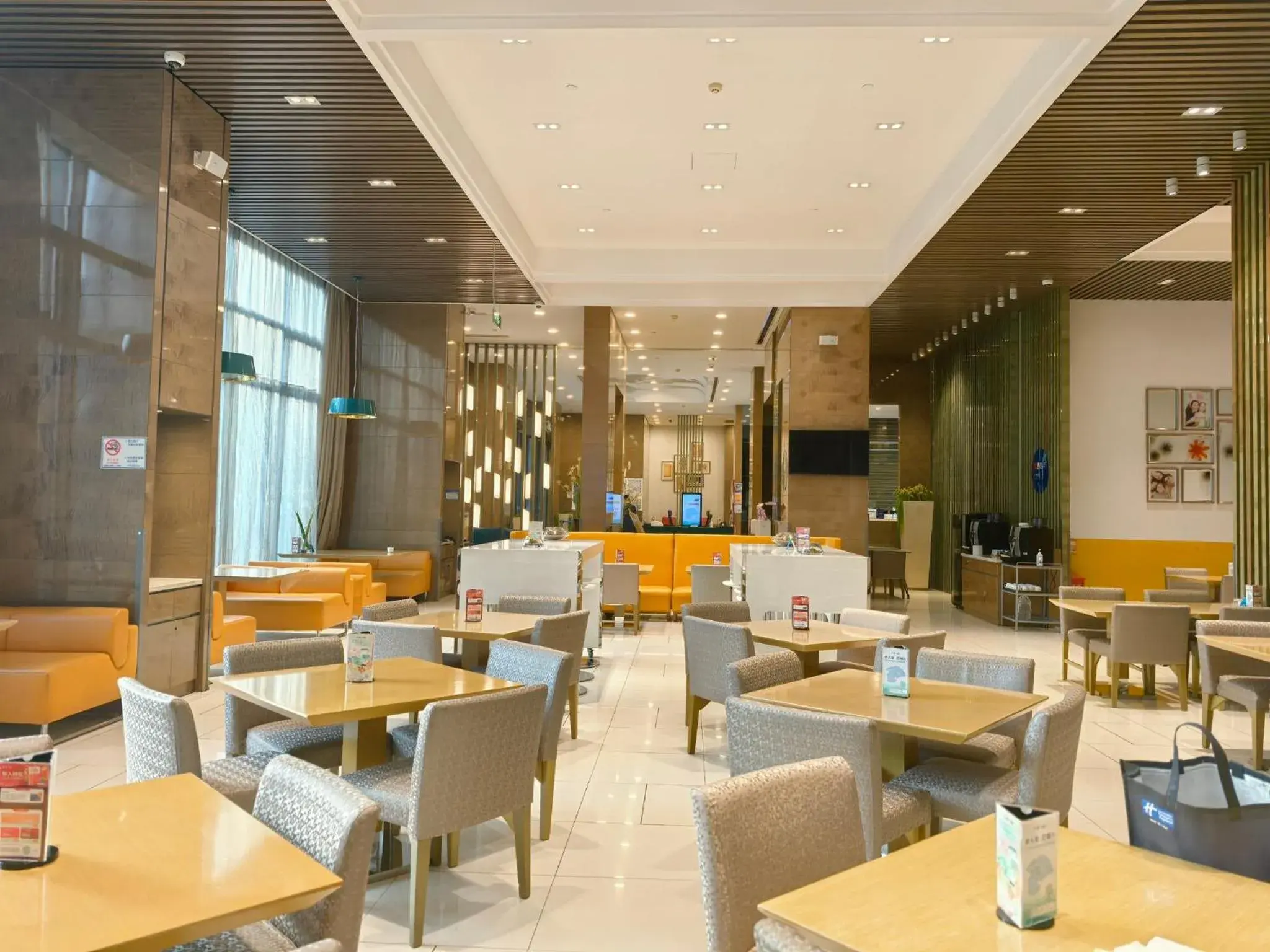Restaurant/places to eat in Holiday Inn Express Beijing Yizhuang by IHG - Taxi 1 Hour to International Airport and 800 Meters to the Nearby Subway Restaurant/places to eat in Holiday Inn Express Beijing Yizhuang by IHG - Taxi 1 Hour to International Airport and 800 Meters to the Nearby Subway