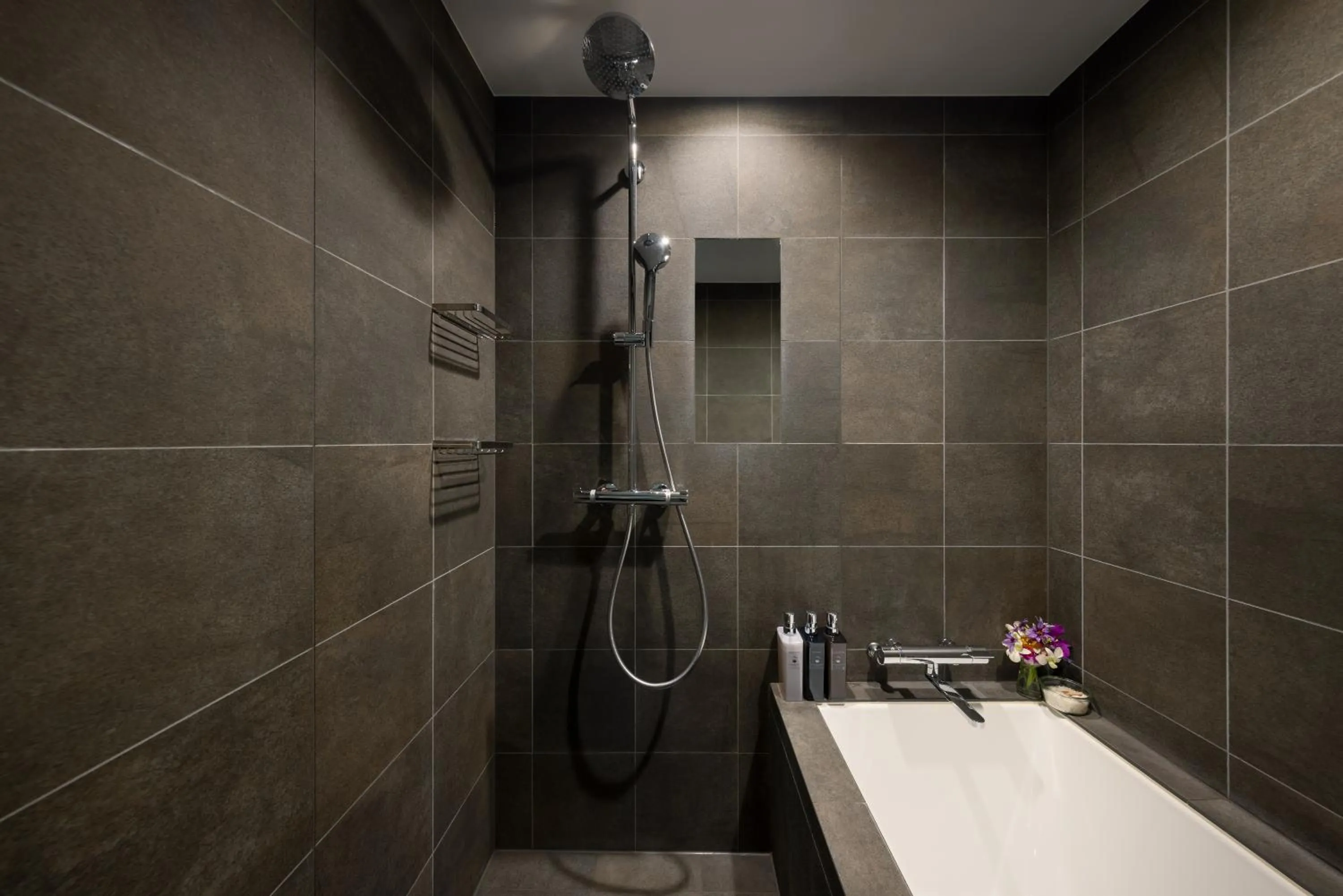 Shower in THE HOTEL HIGASHIYAMA KYOTO TOKYU, A Pan Pacific Hotel