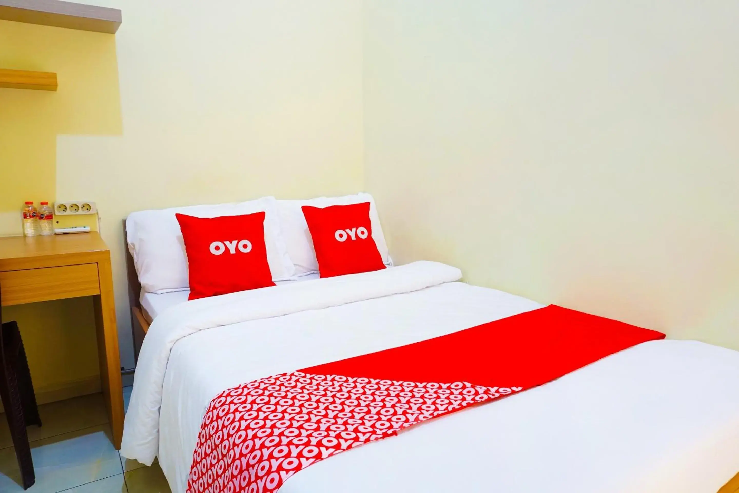 Bedroom, Bed in Flagship 90723 Berlima Guest House Syariah Bedroom, Bed in Flagship 90723 Berlima Guest House Syariah