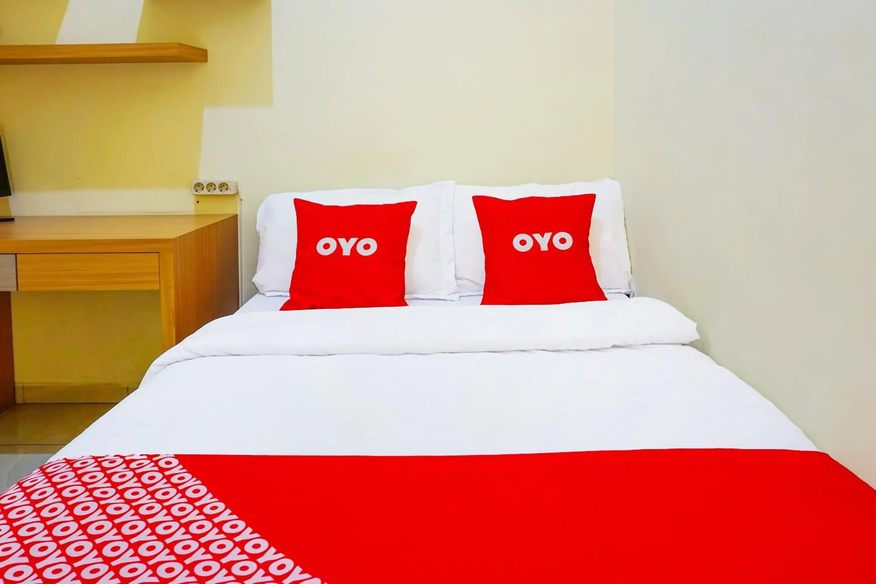 Bedroom, Bed in Flagship 90723 Berlima Guest House Syariah Bedroom, Bed in Flagship 90723 Berlima Guest House Syariah