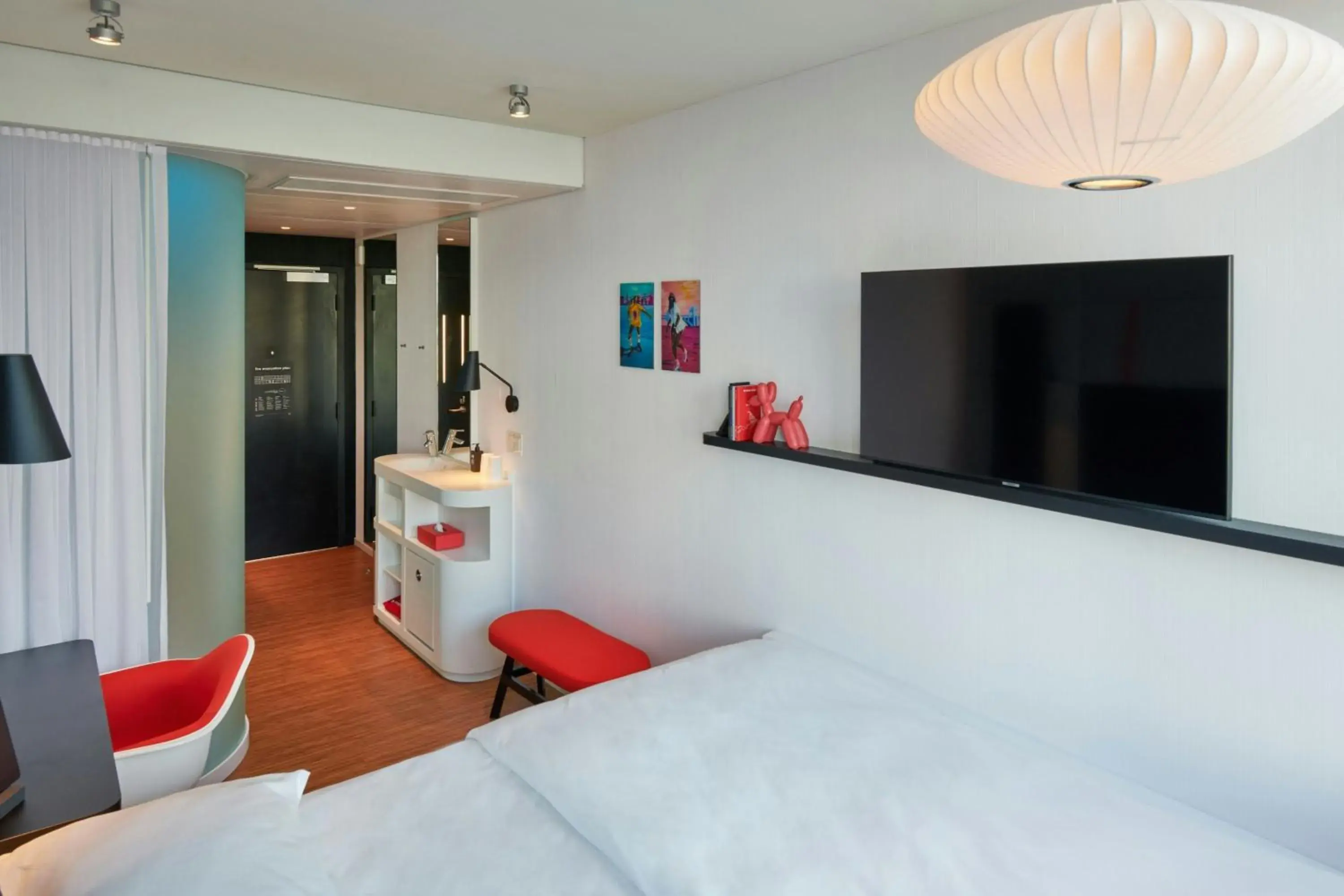 Bedroom, Bed in citizenM Miami World Center Bedroom, Bed in citizenM Miami World Center