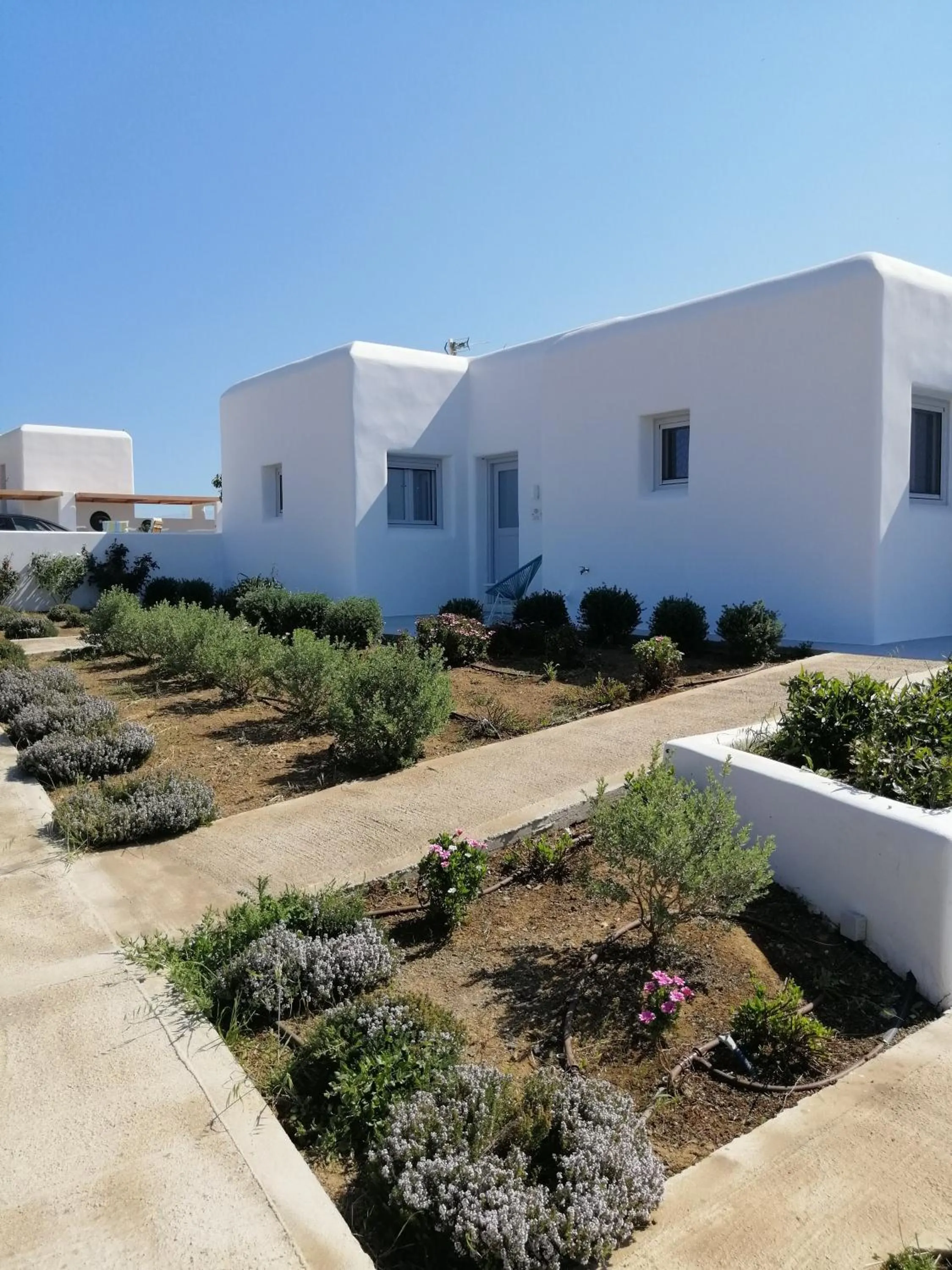 Property building in Xerolithos Natural Living