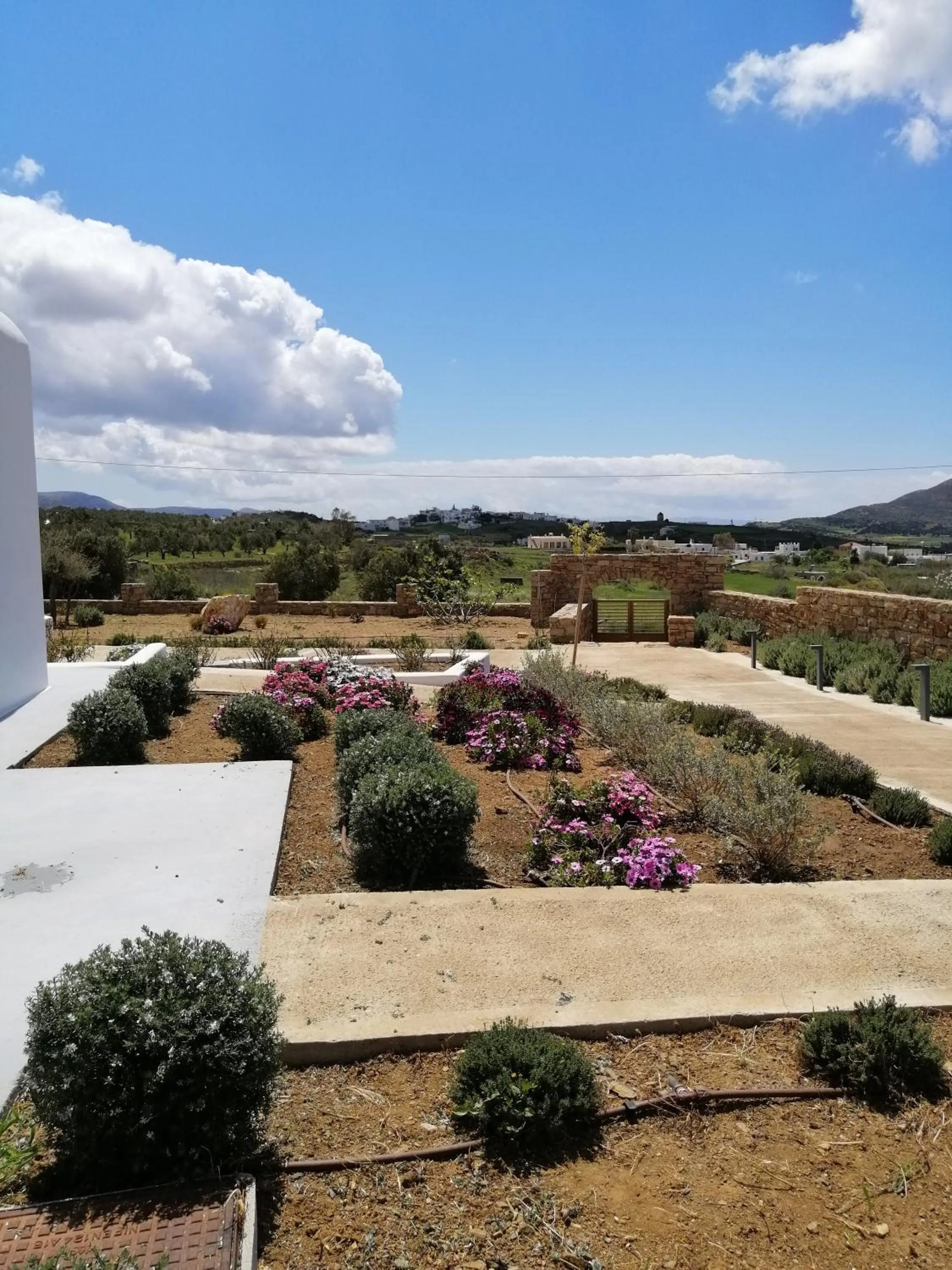 Day in Xerolithos Natural Living