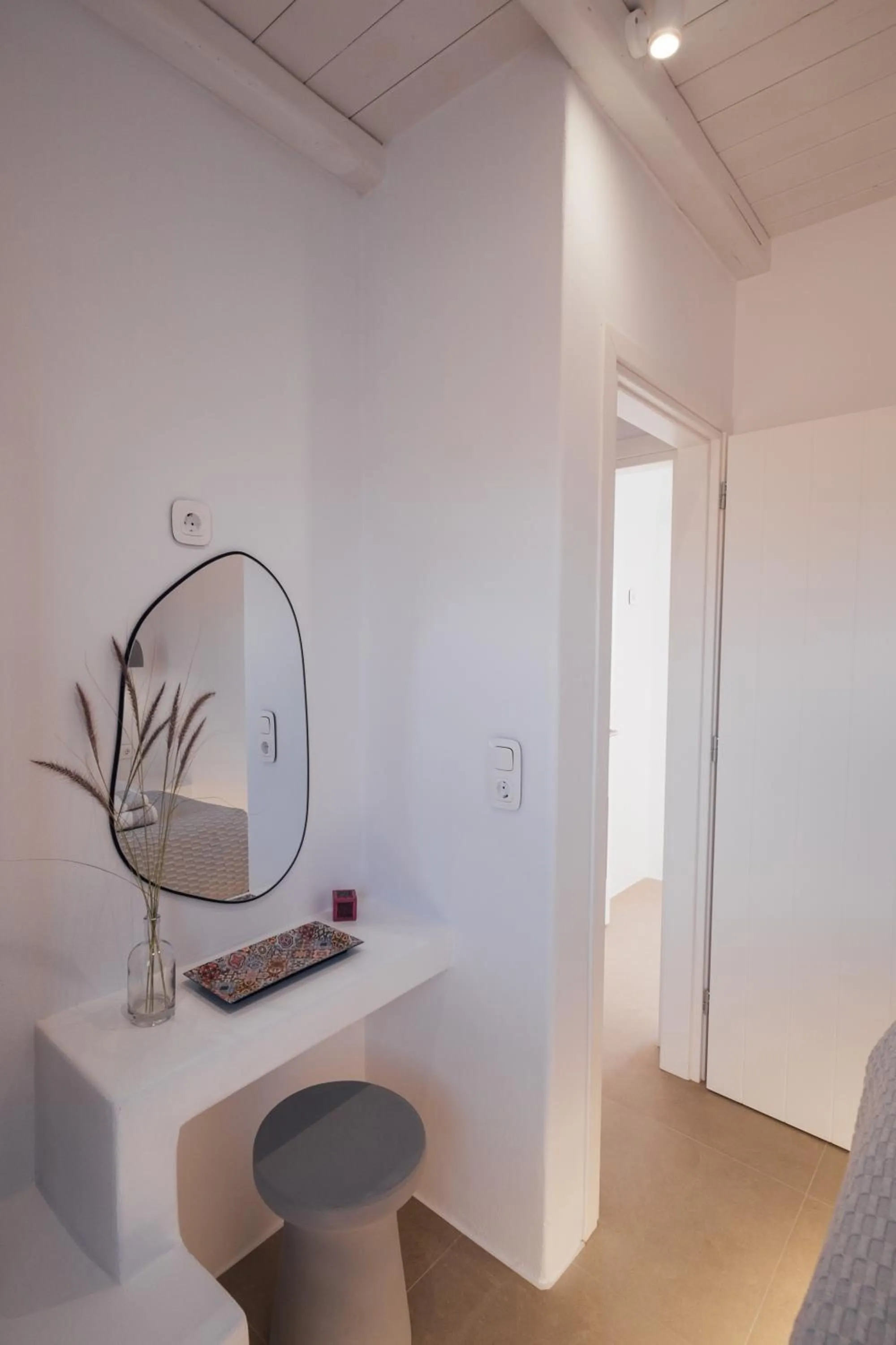 Bedroom in Xerolithos Natural Living