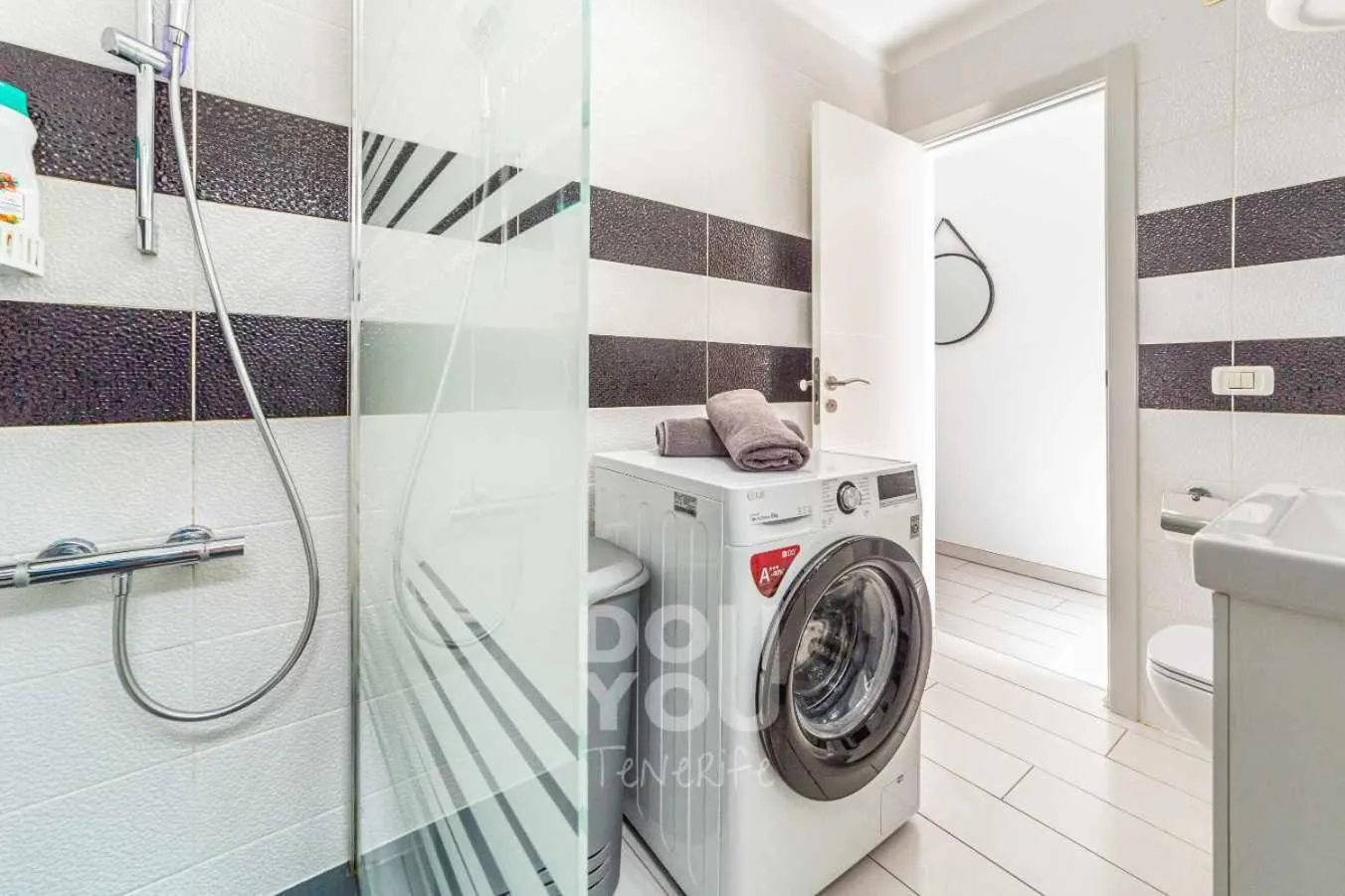 Shower in Apartment Paraiso Royal