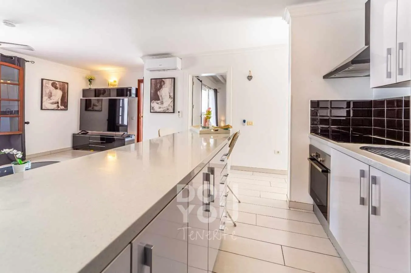 Kitchen or kitchenette in Apartment Paraiso Royal