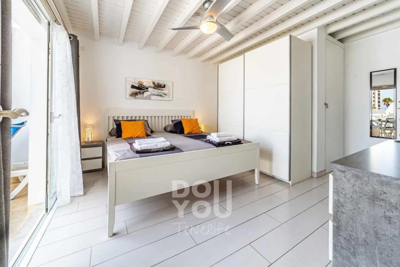 Bed in Apartment Paraiso Royal