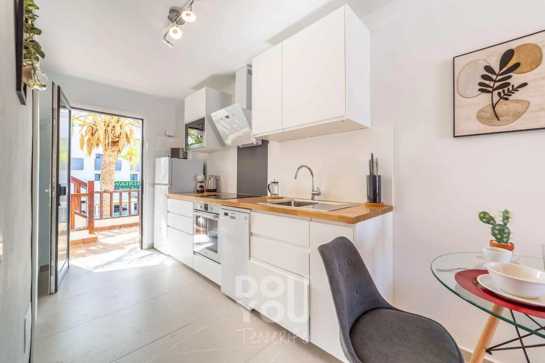 Kitchen or kitchenette in Apartment Paraiso Royal