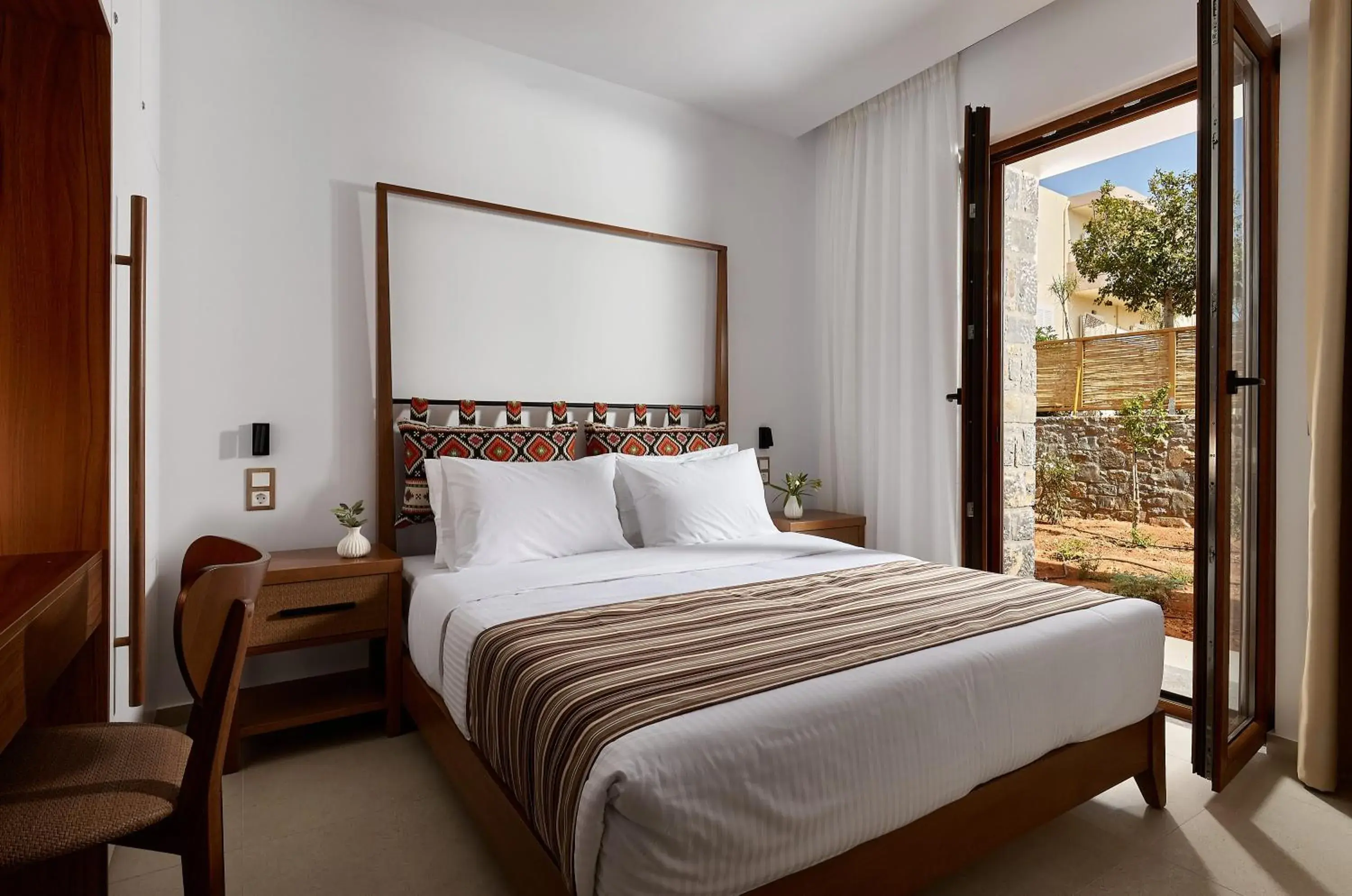 Bedroom, Bed in Volta Suites and Villas Bedroom, Bed in Volta Suites and Villas