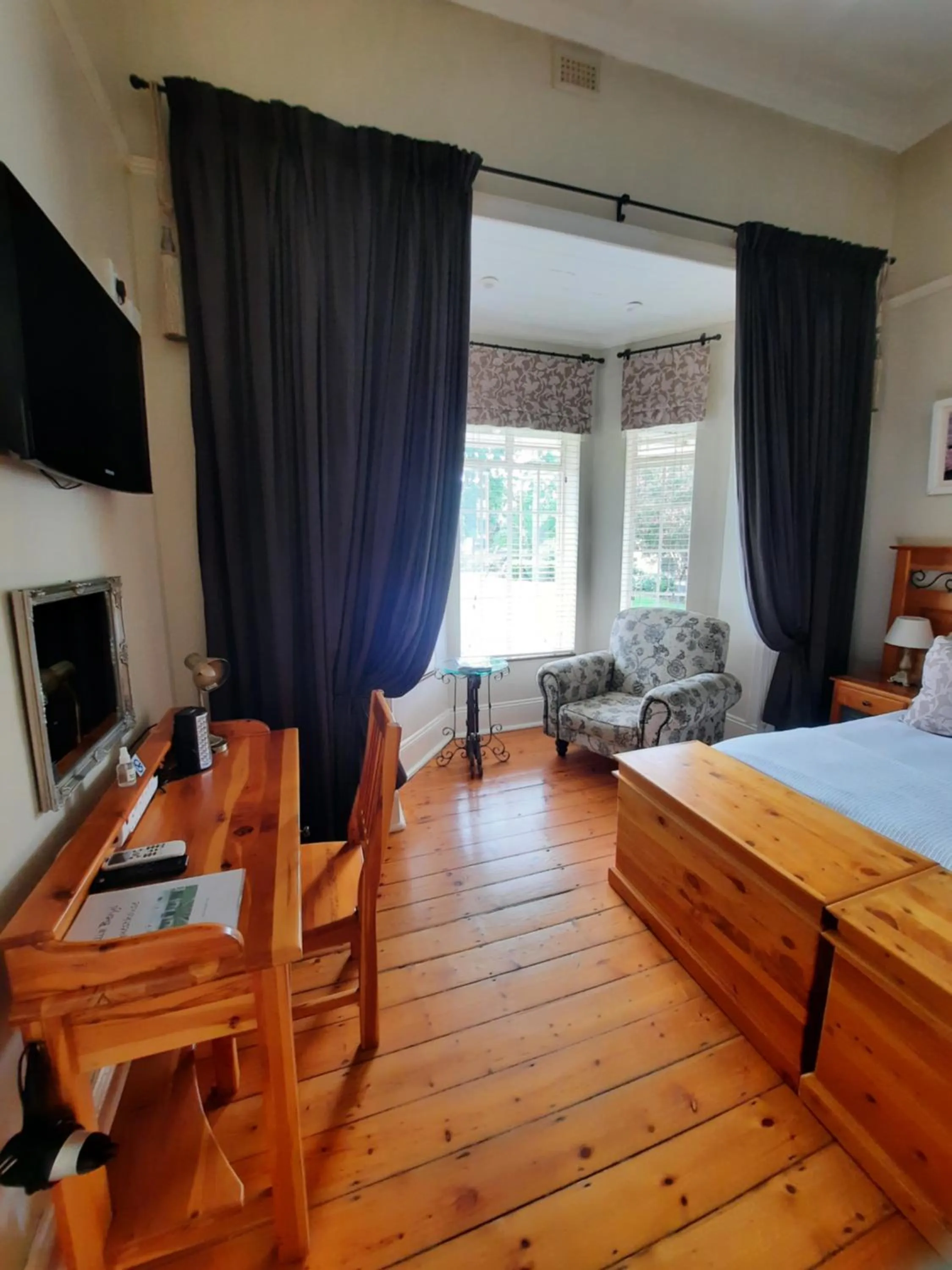 Bedroom, Bed in Villa Beryl Guesthouse