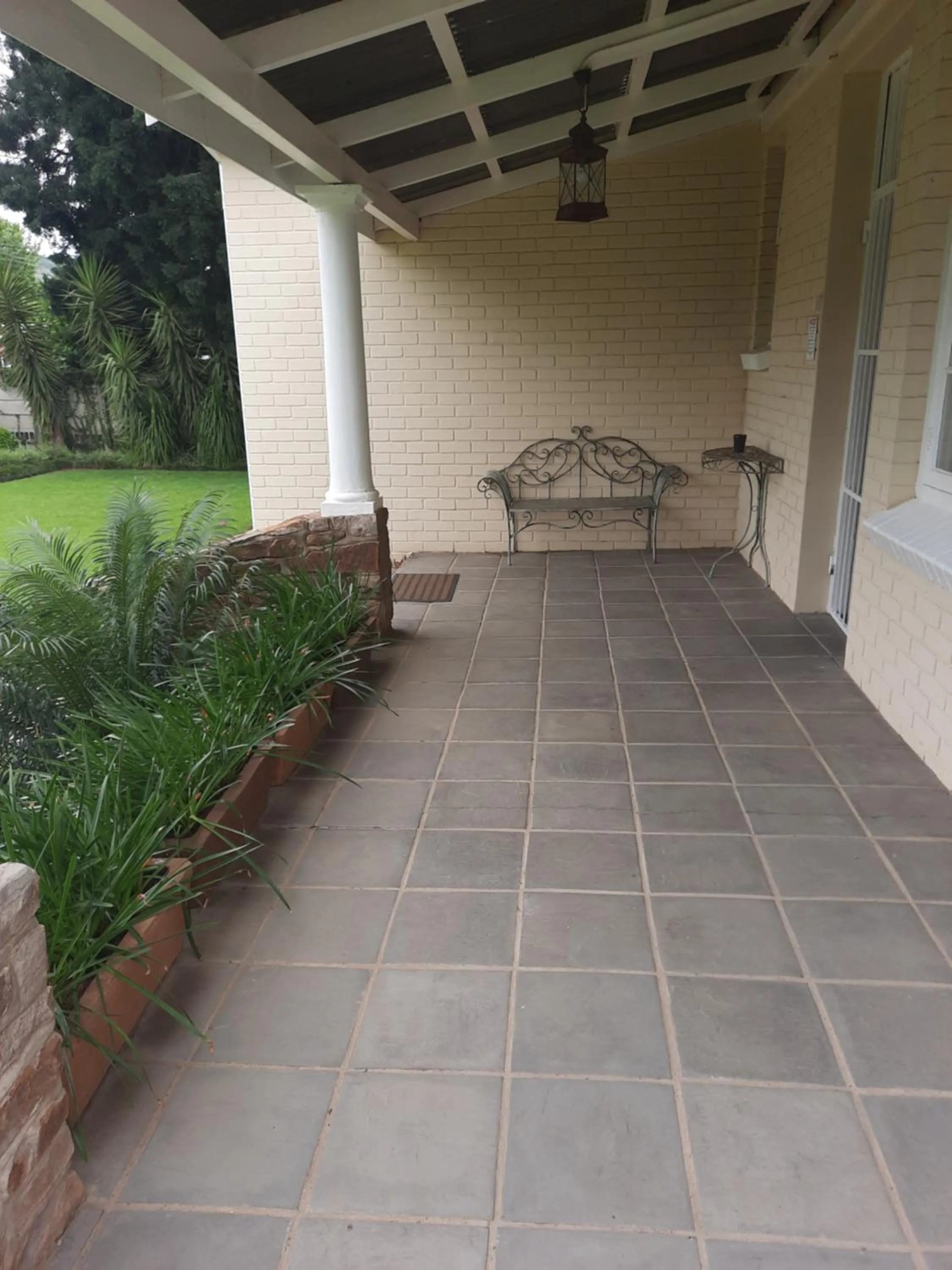 Patio in Villa Beryl Guesthouse