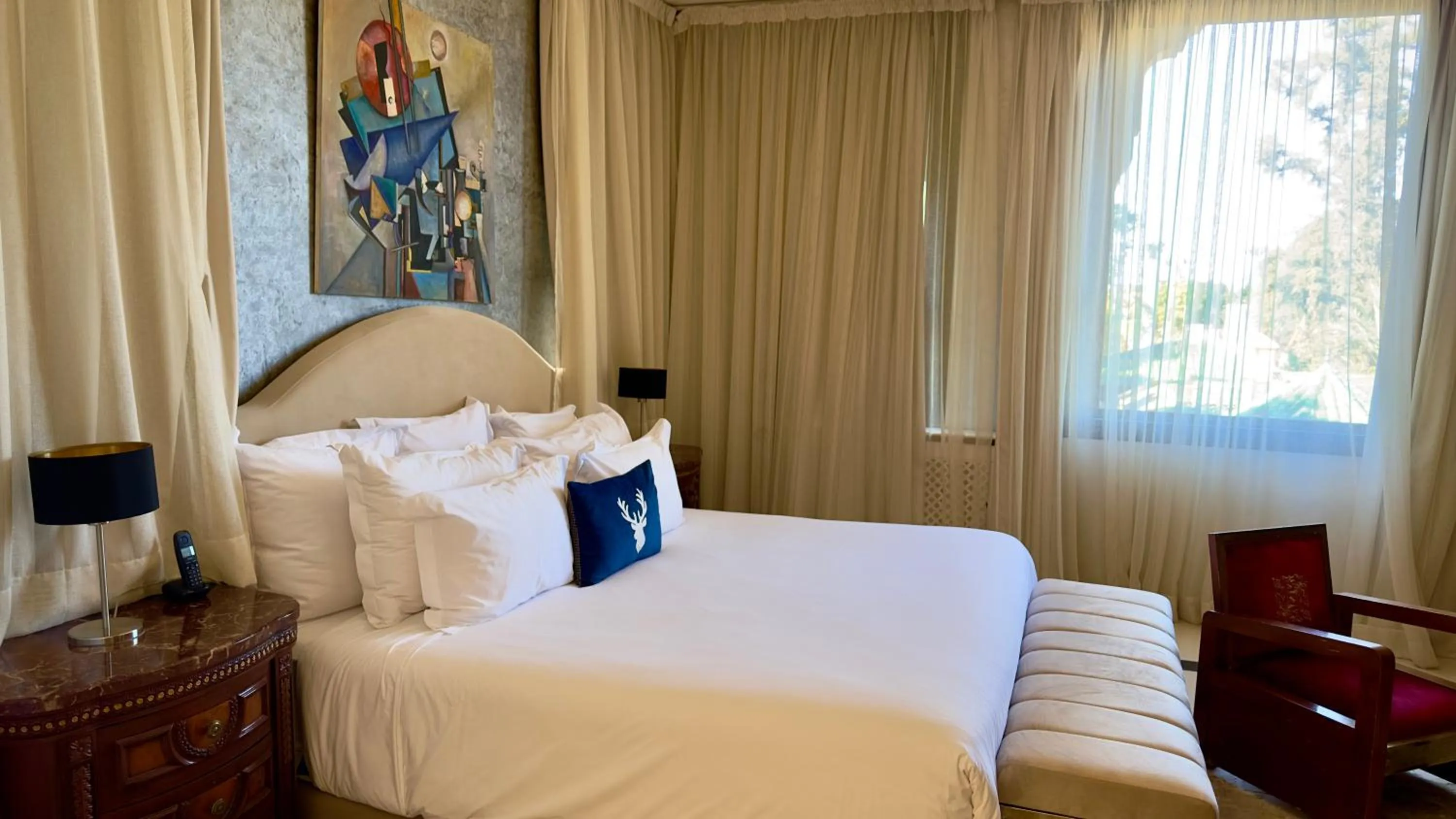 Bed in Sillage Palace Sky & Spa