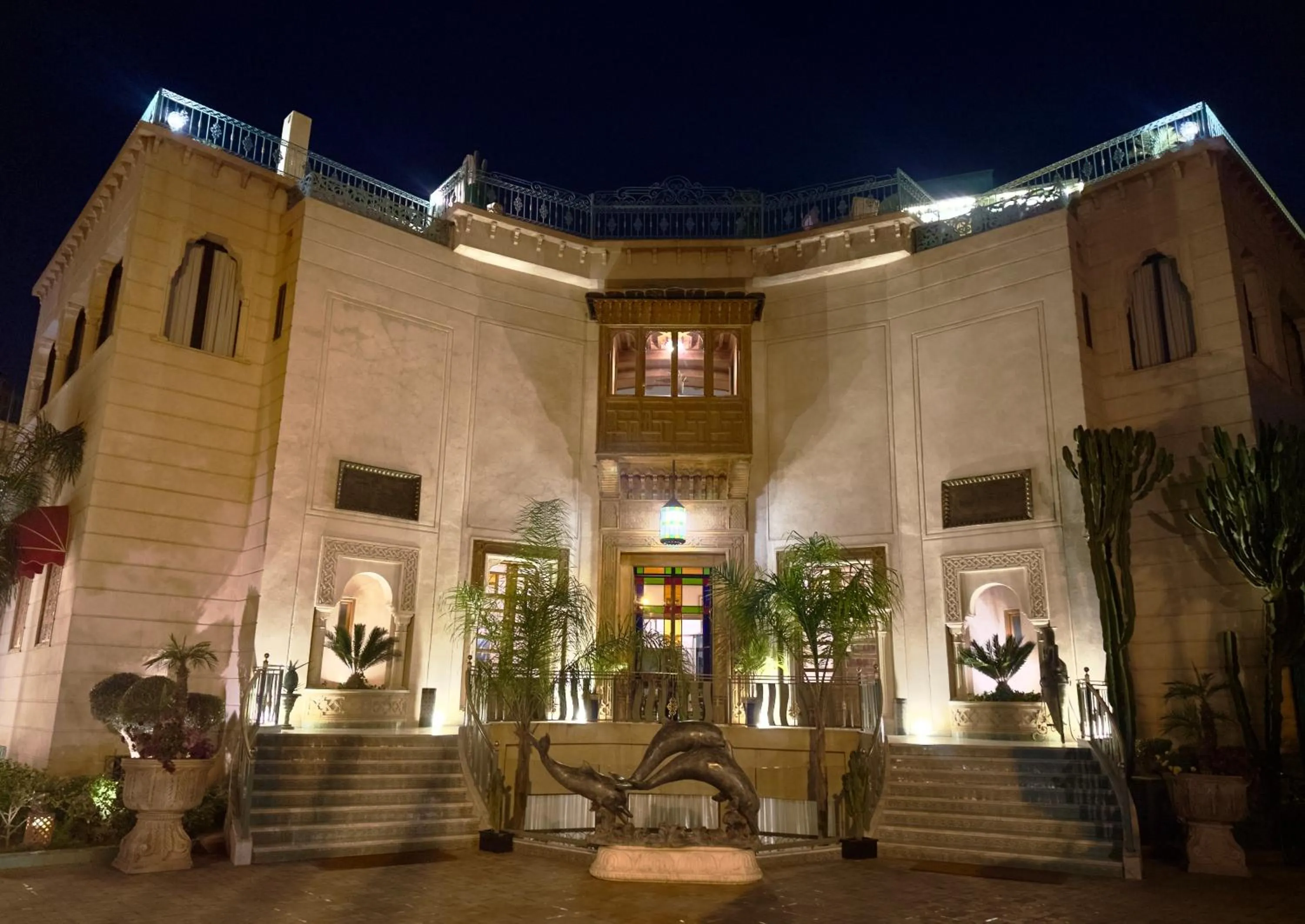 Facade/entrance in Sillage Palace Sky & Spa