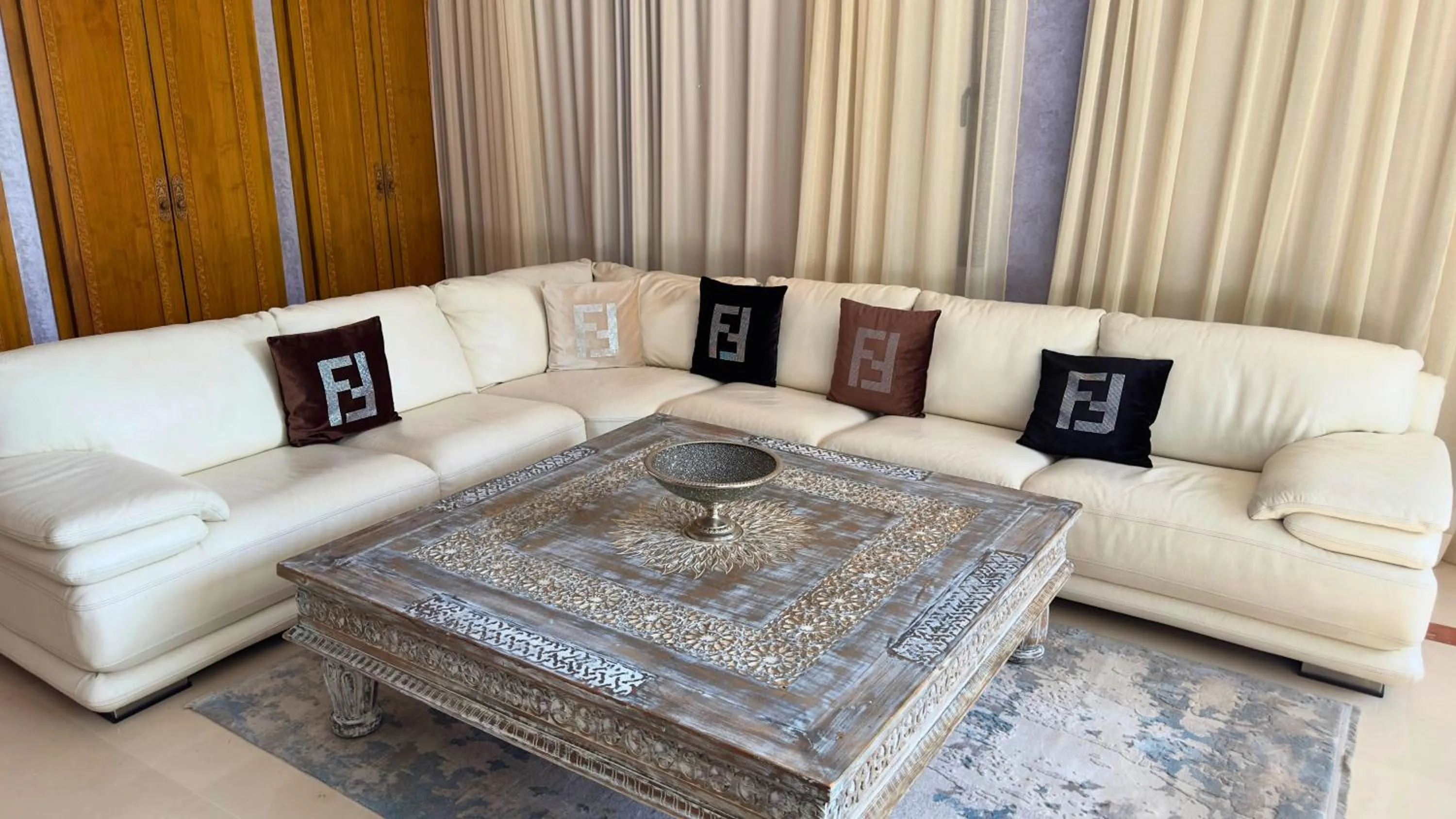 Seating area in Sillage Palace Sky & Spa