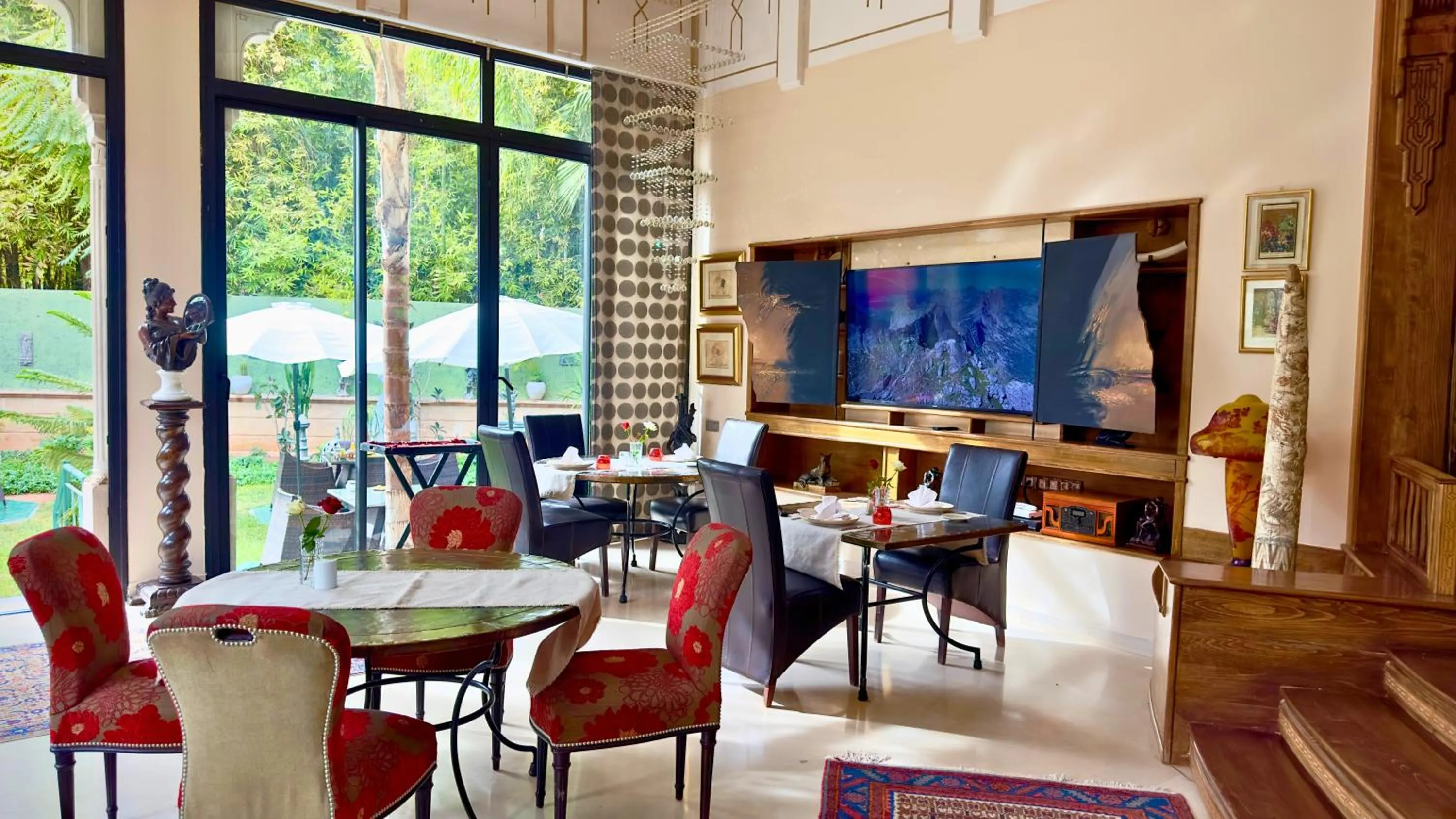 Restaurant/places to eat in Sillage Palace Sky & Spa