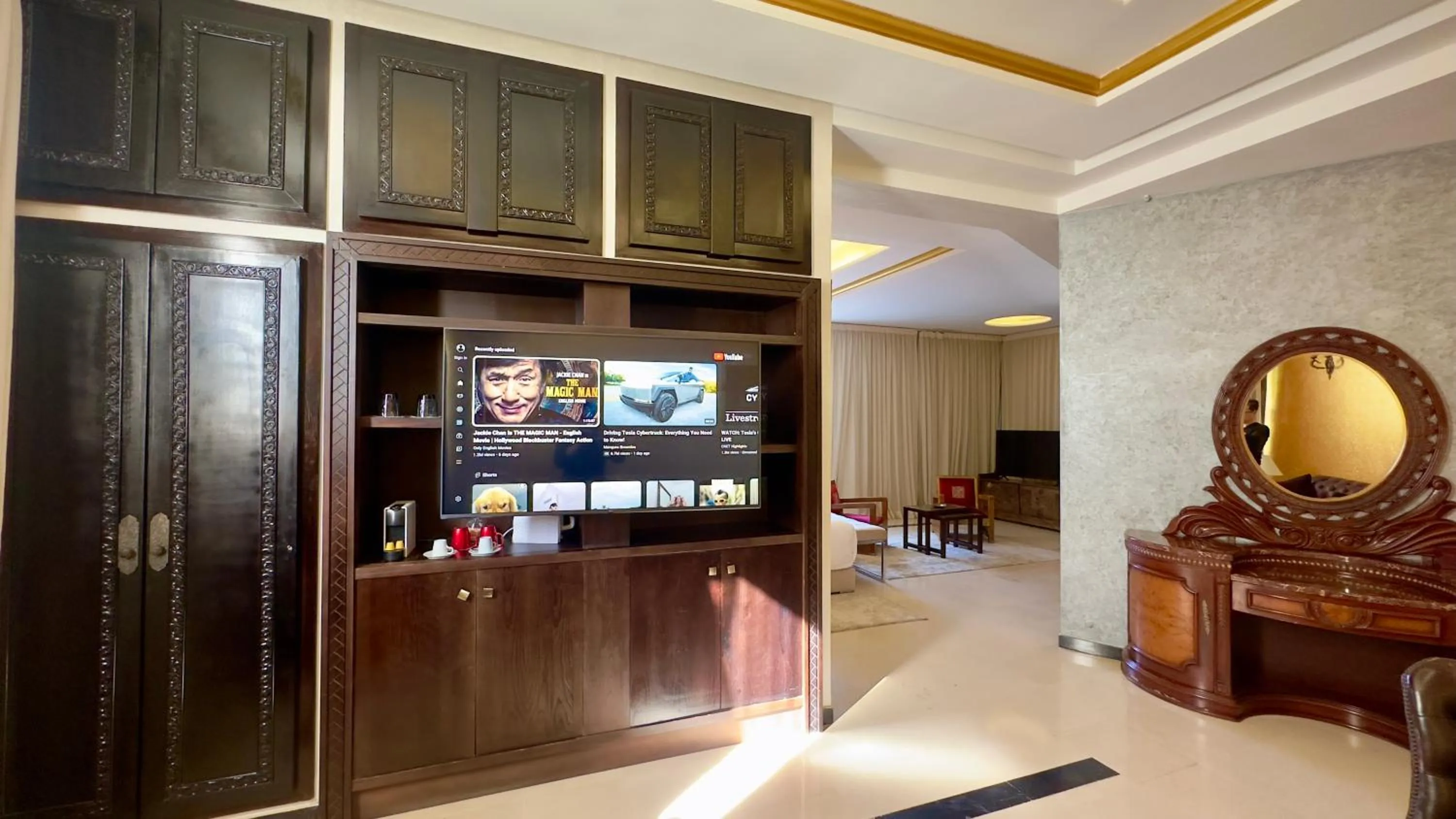 TV and multimedia in Sillage Palace Sky & Spa