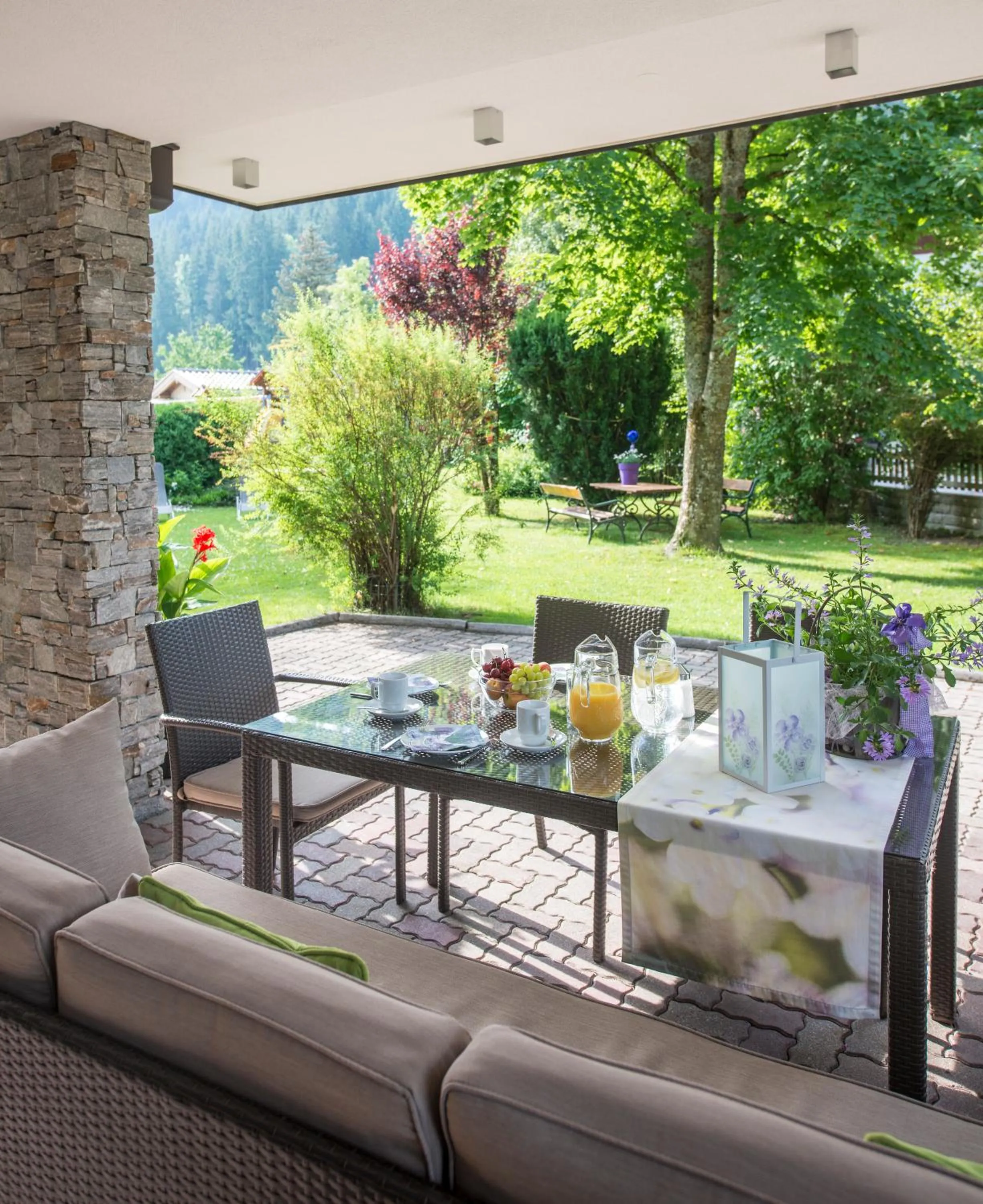 Patio in Aparthotel Kristall