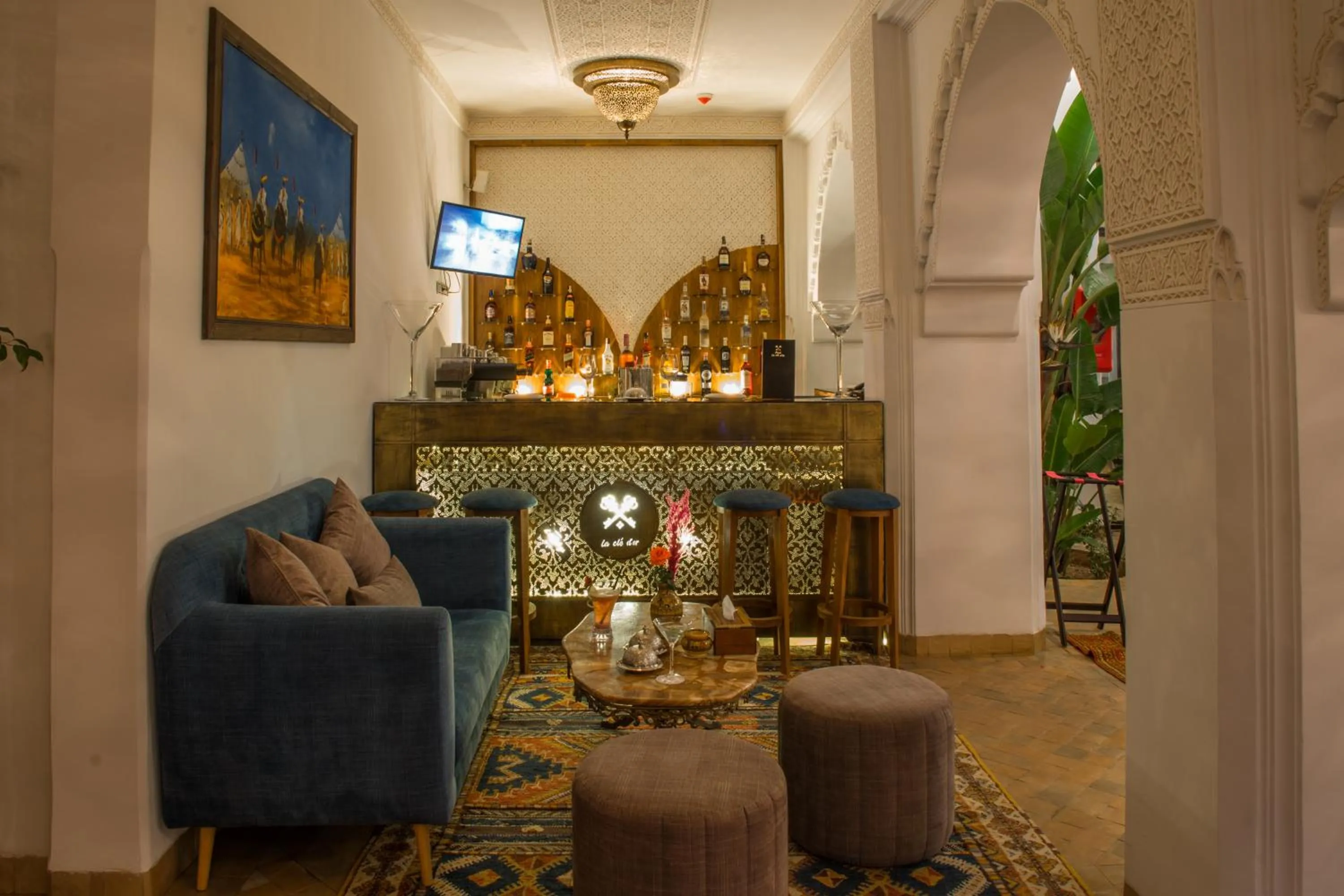Lounge or bar in Riad la clé d'or & spa