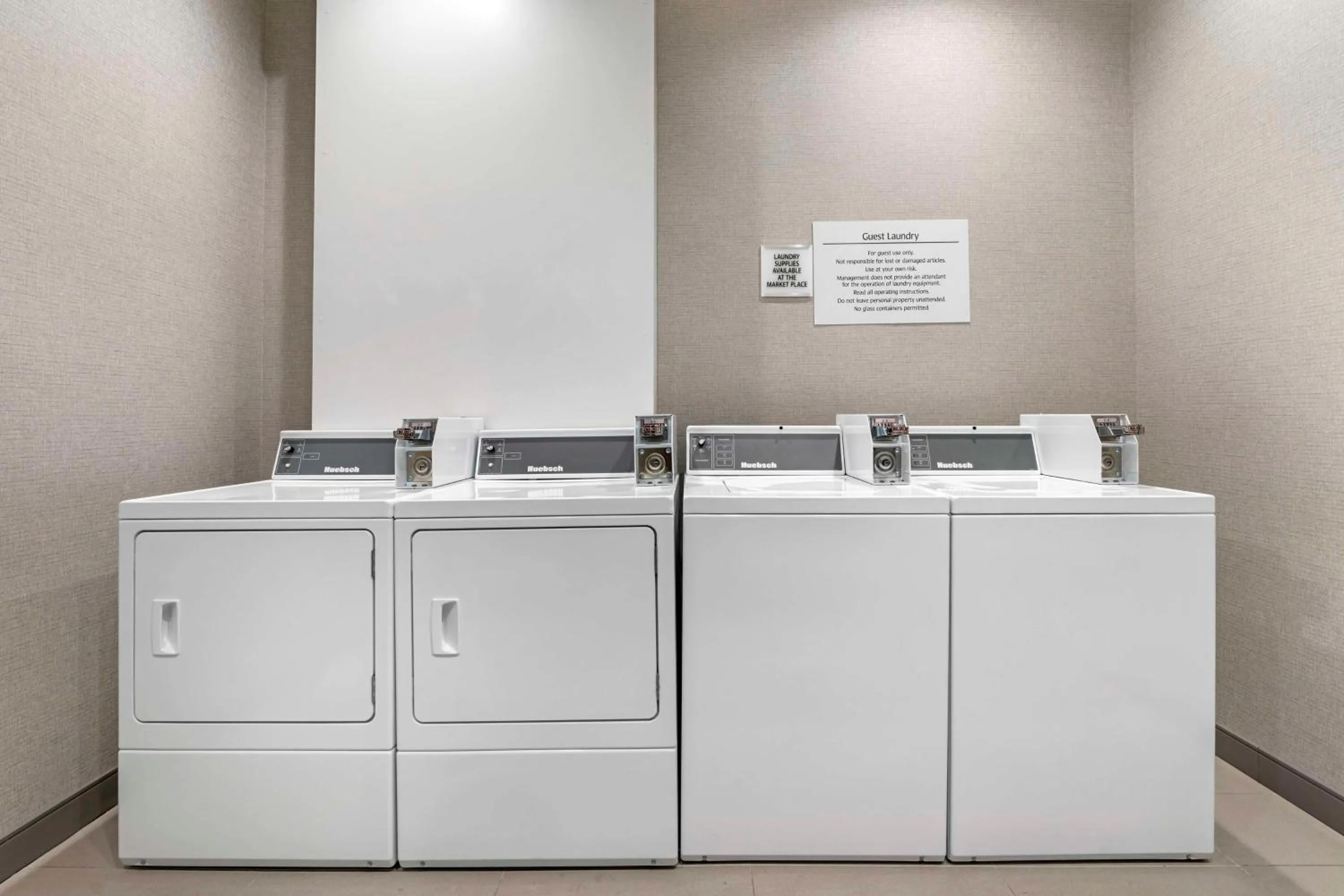 laundry in Best Western Premier Route 97 Vernon