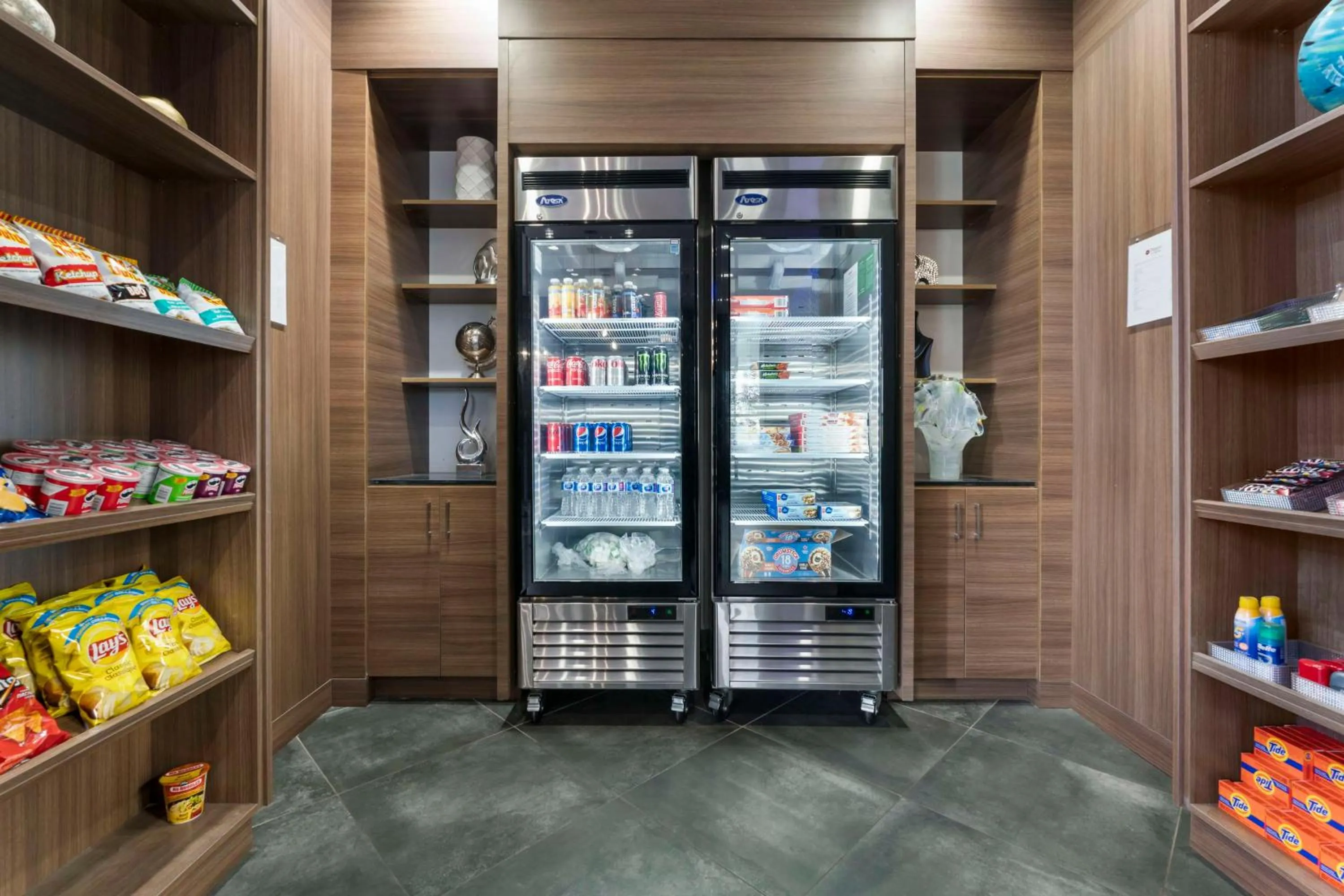 Property building in Best Western Premier Route 97 Vernon