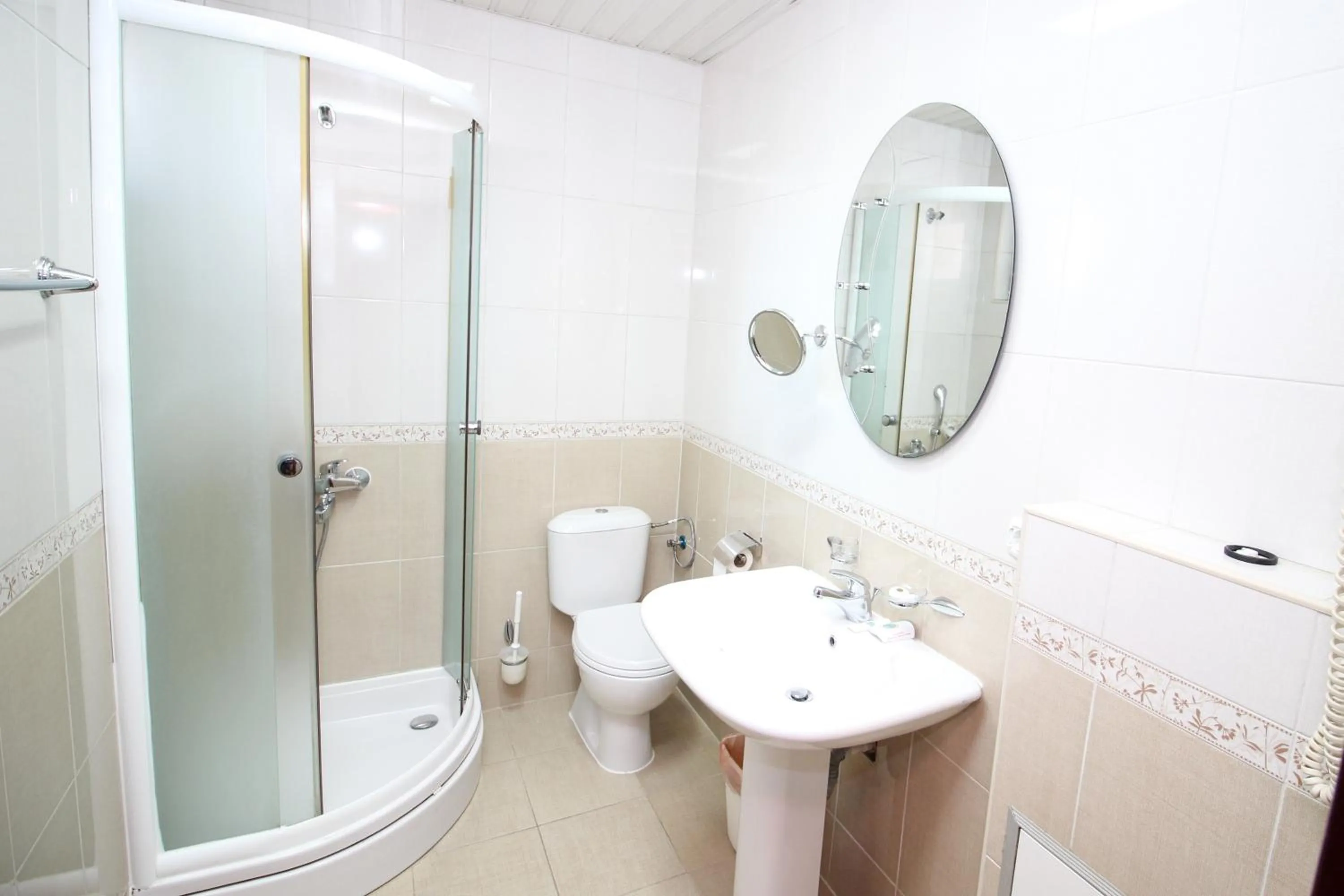 Bathroom in Hotel Cingo