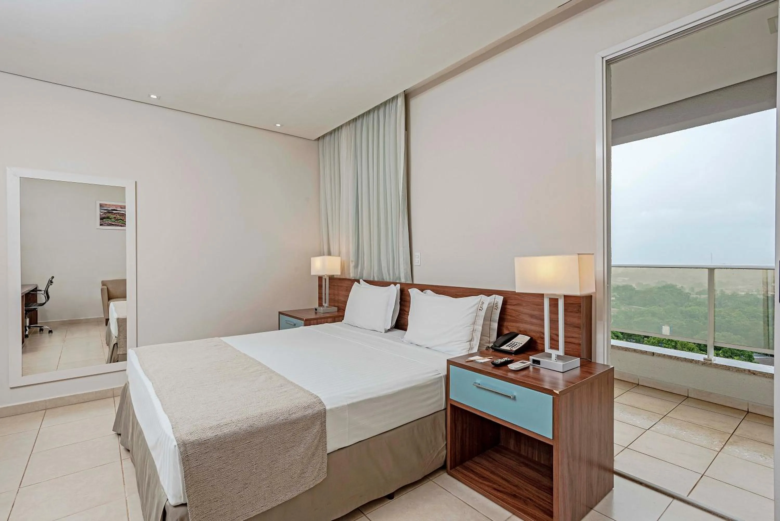 Photo of the whole room, Bed in Slaviero Porto Velho