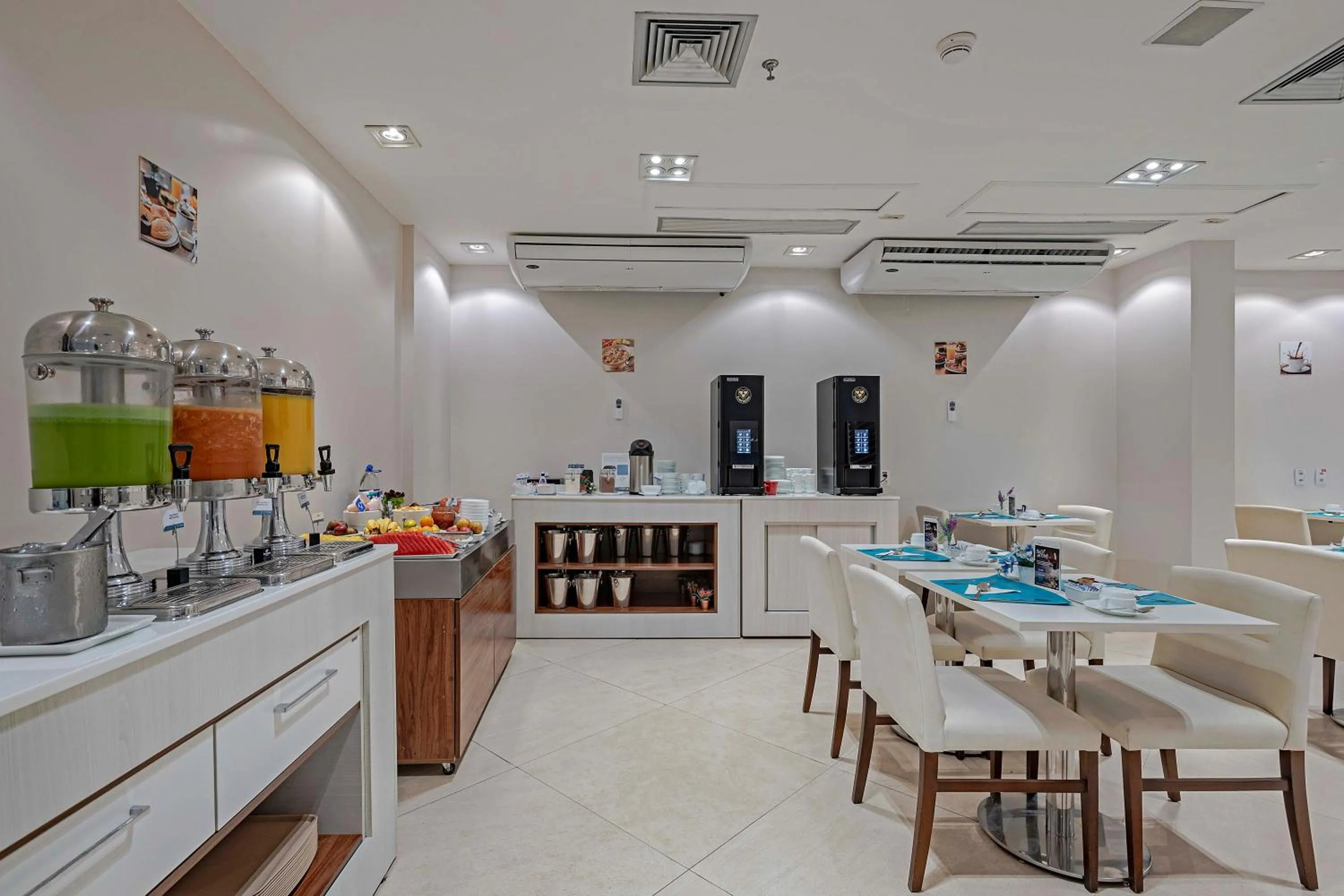 Restaurant/places to eat in Slaviero Porto Velho