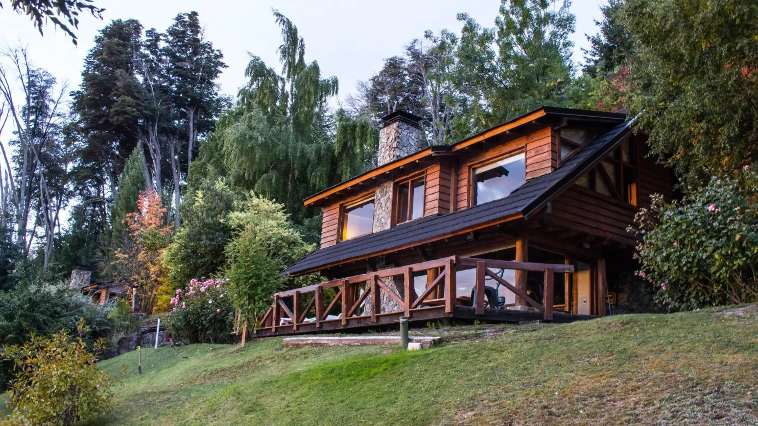 Property building in Marinas Alto Manzano Property building in Marinas Alto Manzano