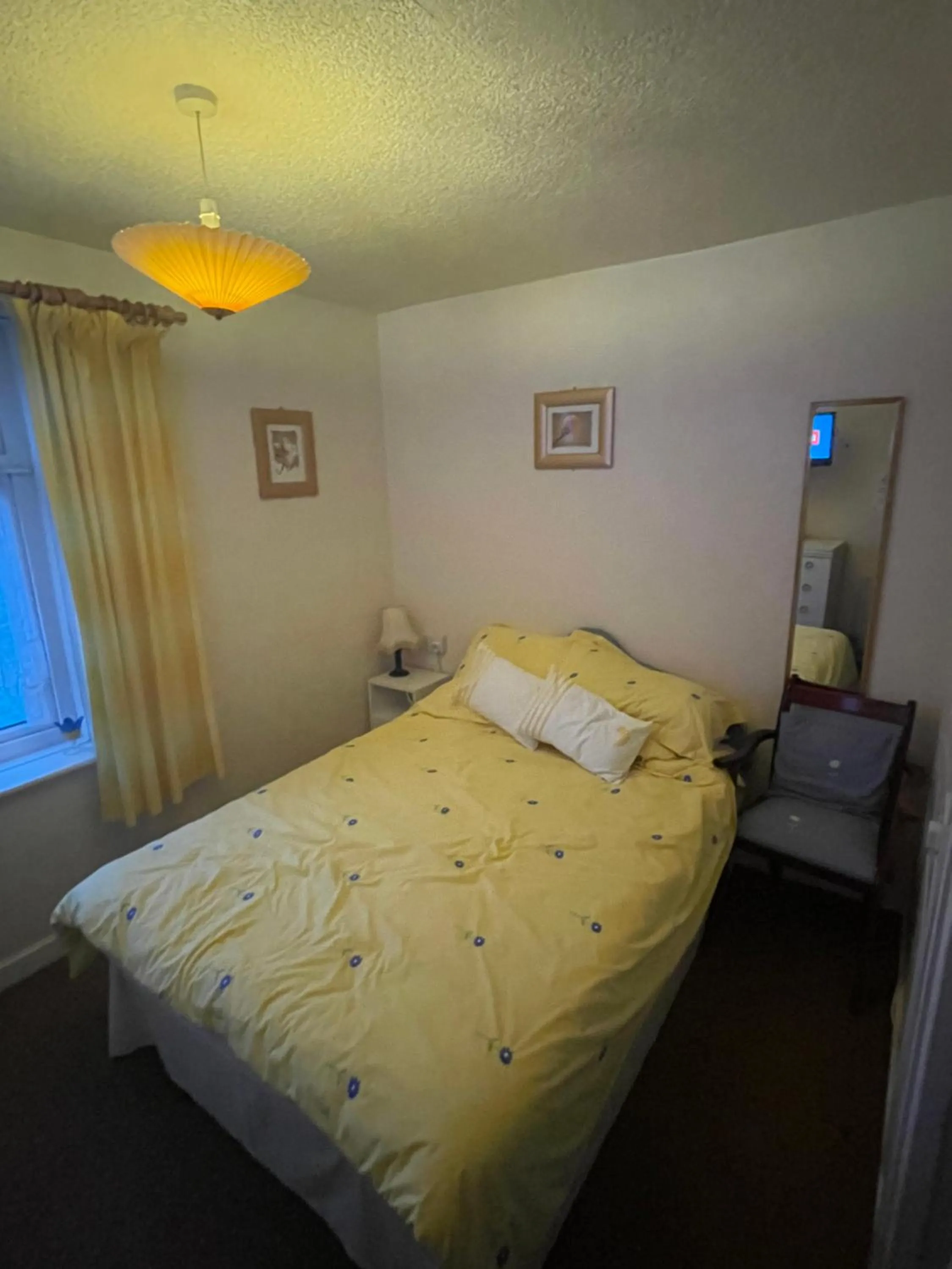 Bed in Highbury Hotel