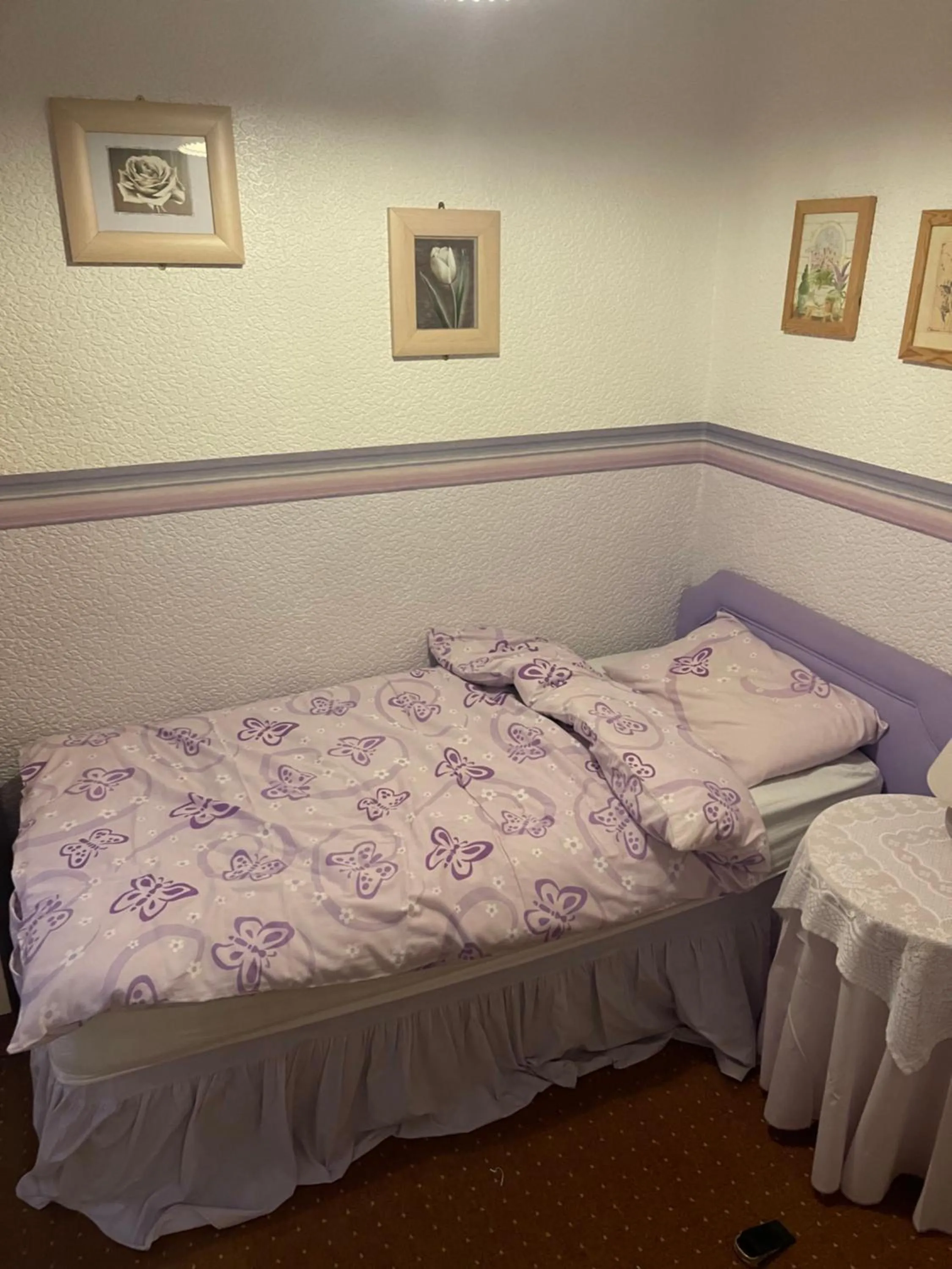 Bed in Highbury Hotel