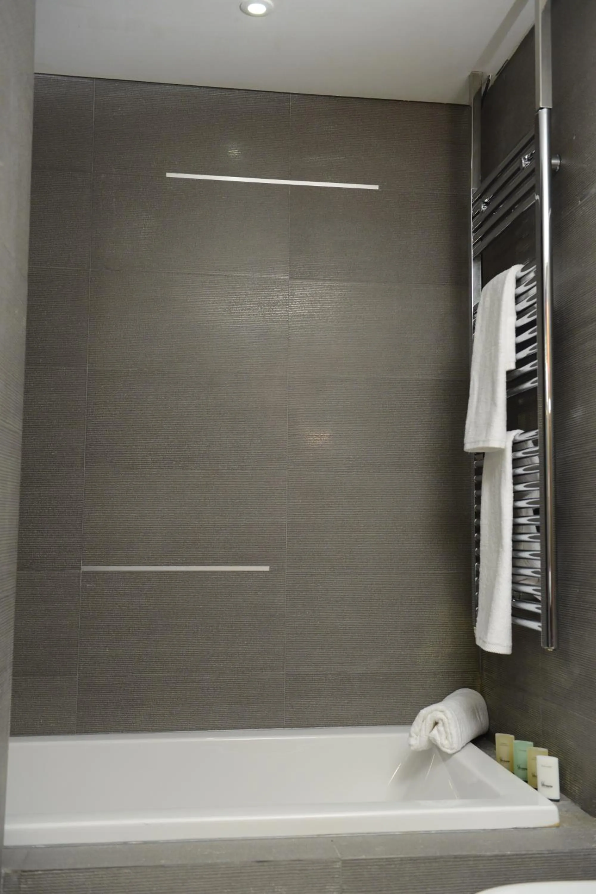 Bathroom in Warwick Stone 55 Hotel Beirut