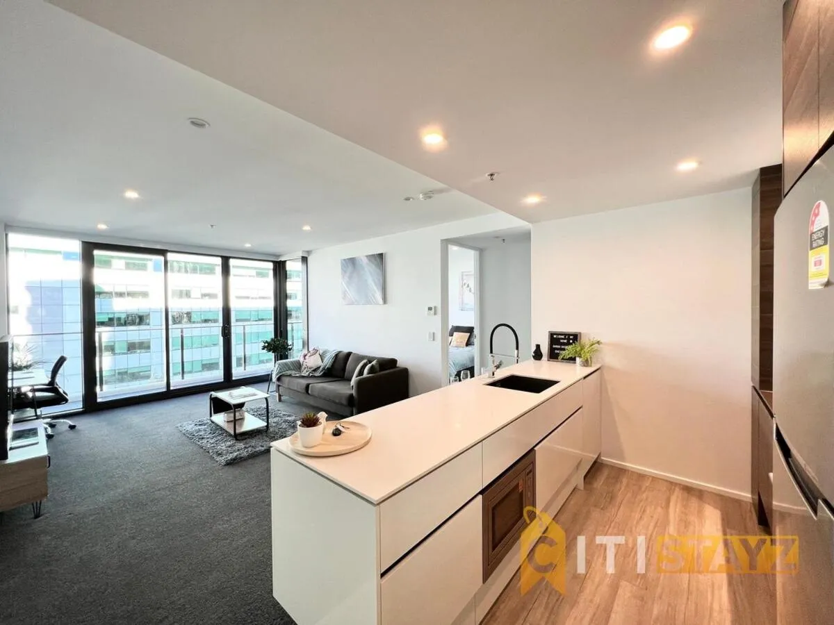 Light & Lovely in Canberra's CBD - 1BR Apt w/Carsp