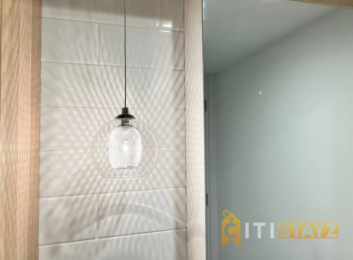 Light & Lovely in Canberra's CBD - 1BR Apt w/Carsp