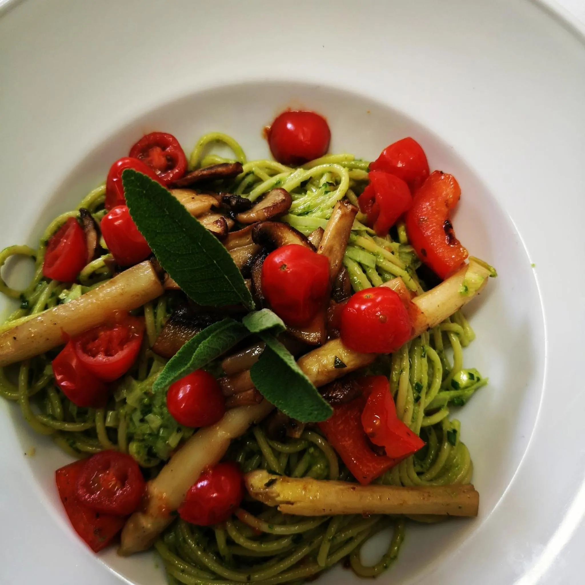 Restaurant/places to eat in Landhotel Lindenhof