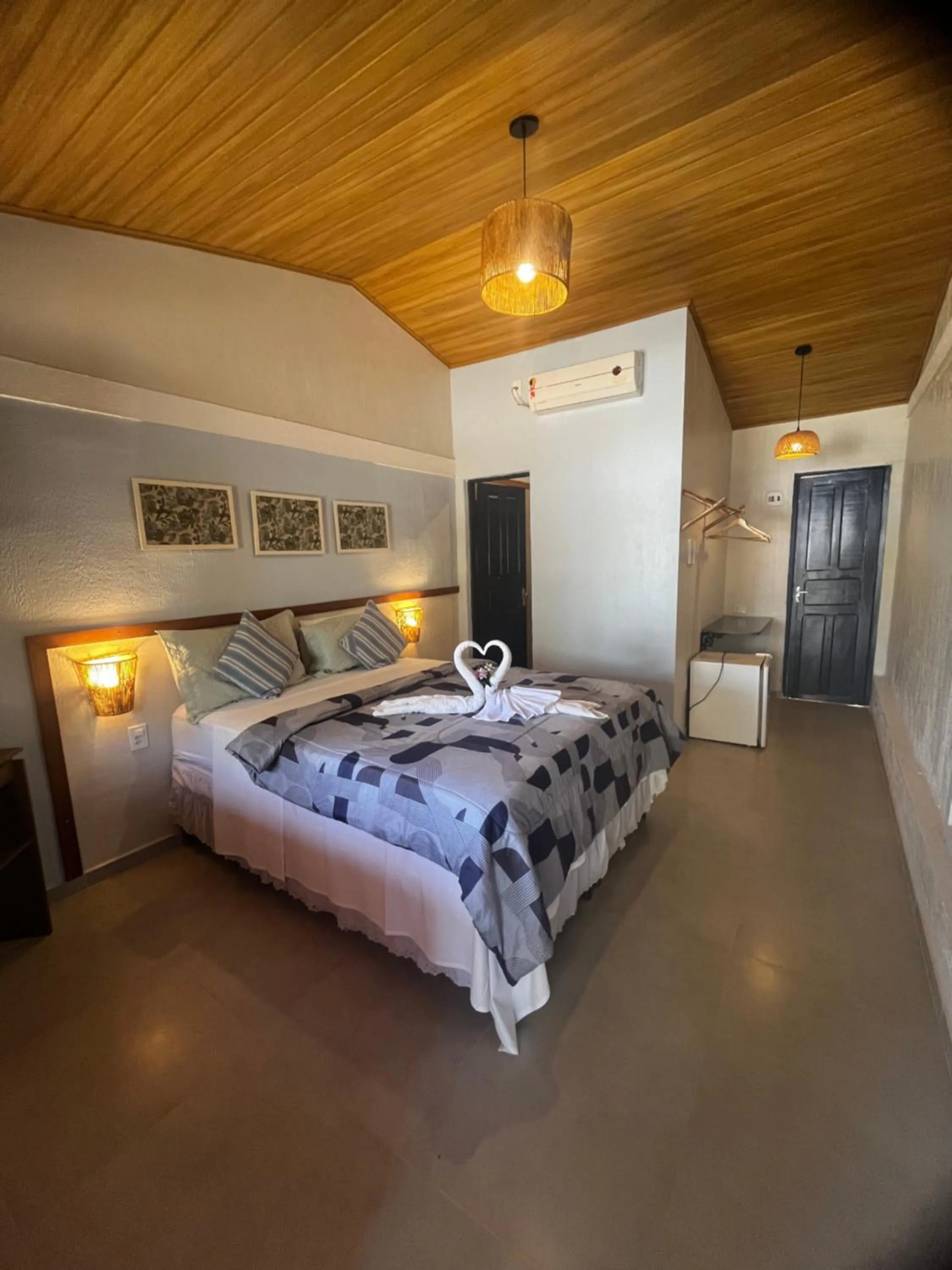 Photo of the whole room, Bed in Pousada Vila do Mar