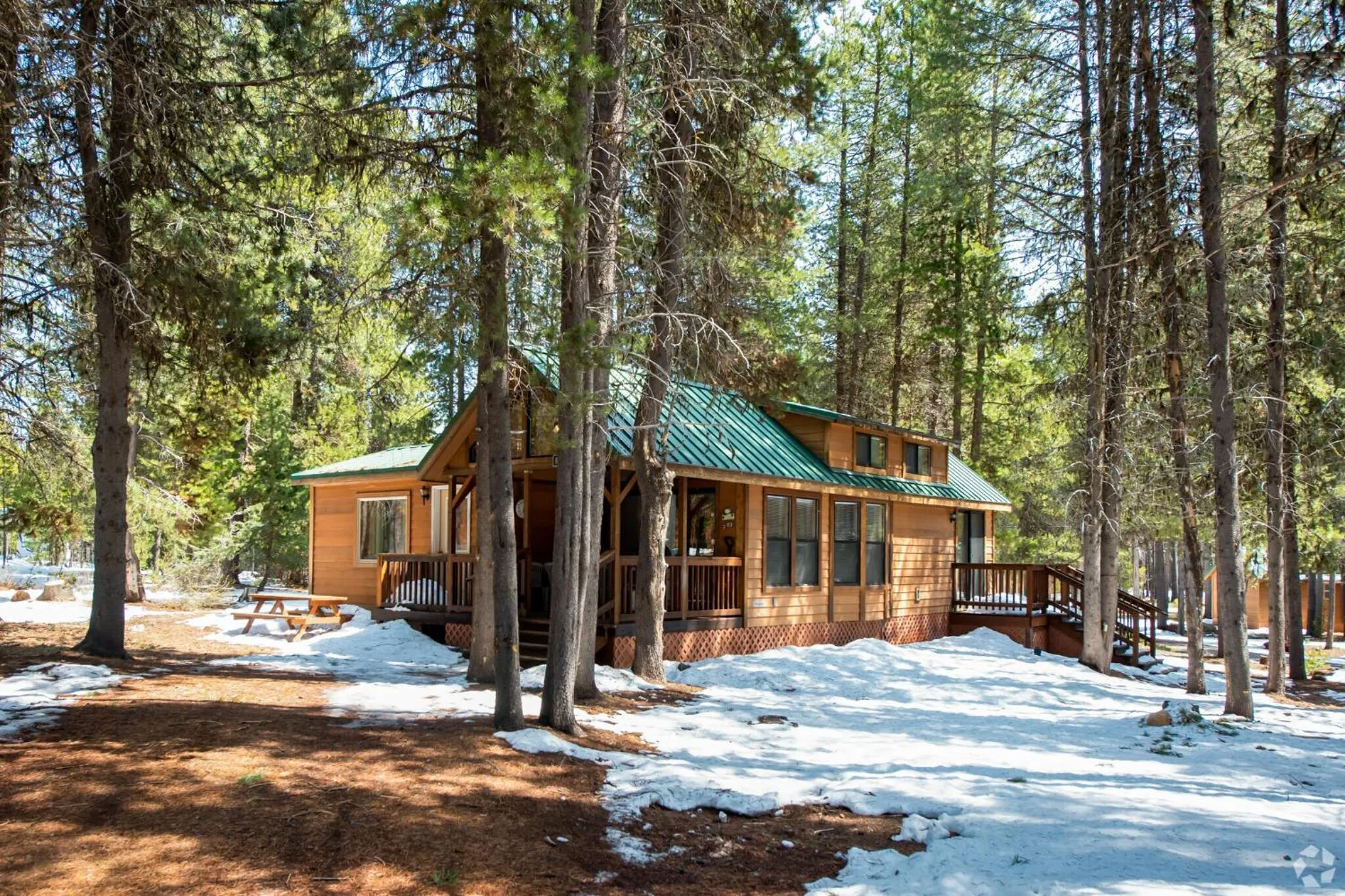 Willamette Pass Inn & Chalets