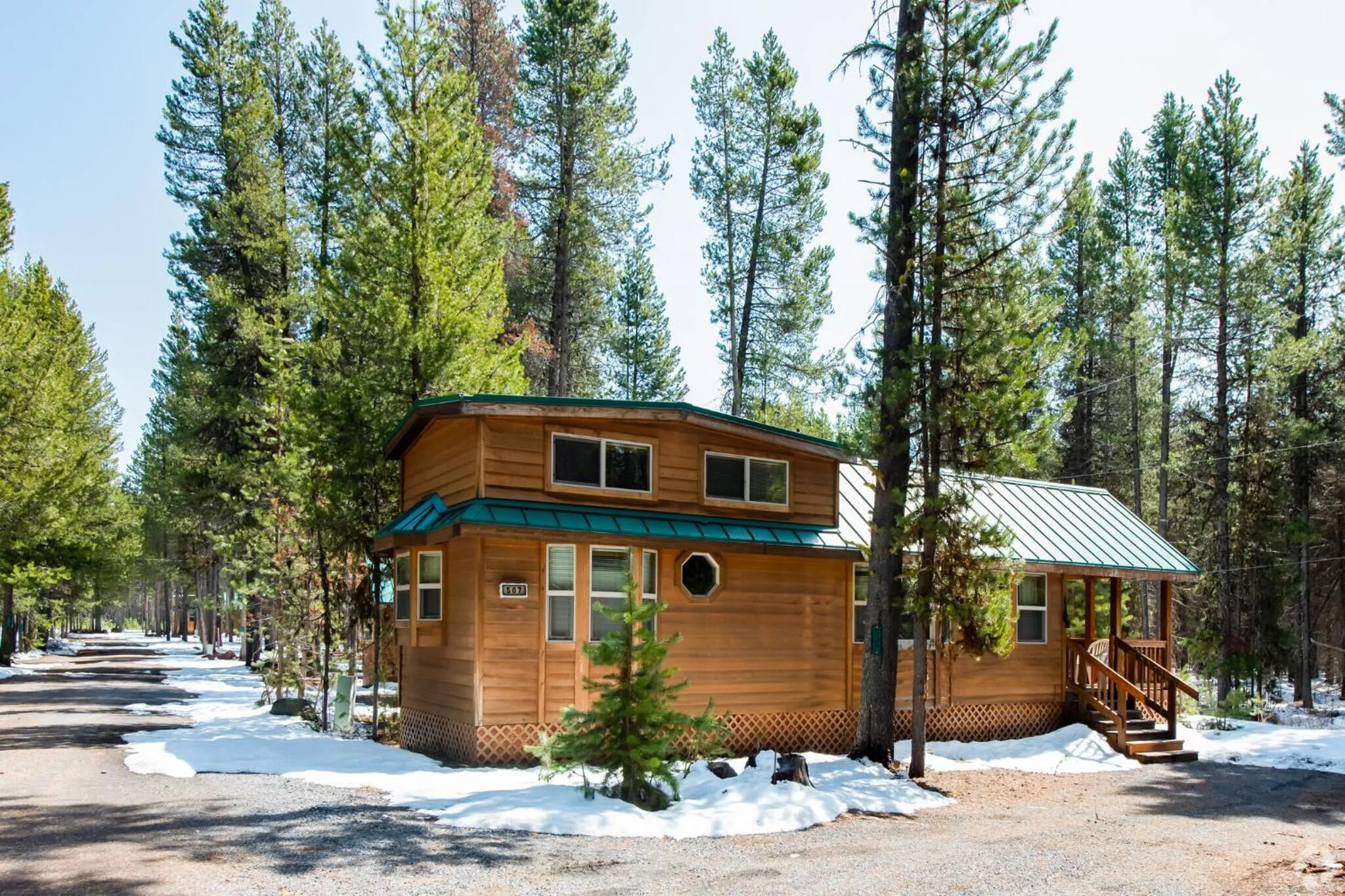 Willamette Pass Inn & Chalets