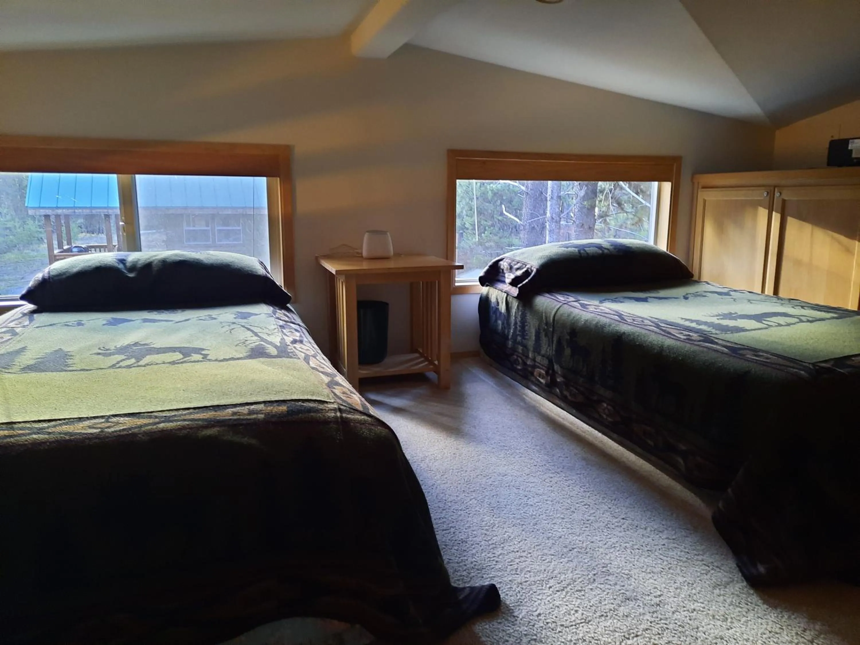Bed in Willamette Pass Inn & Chalets