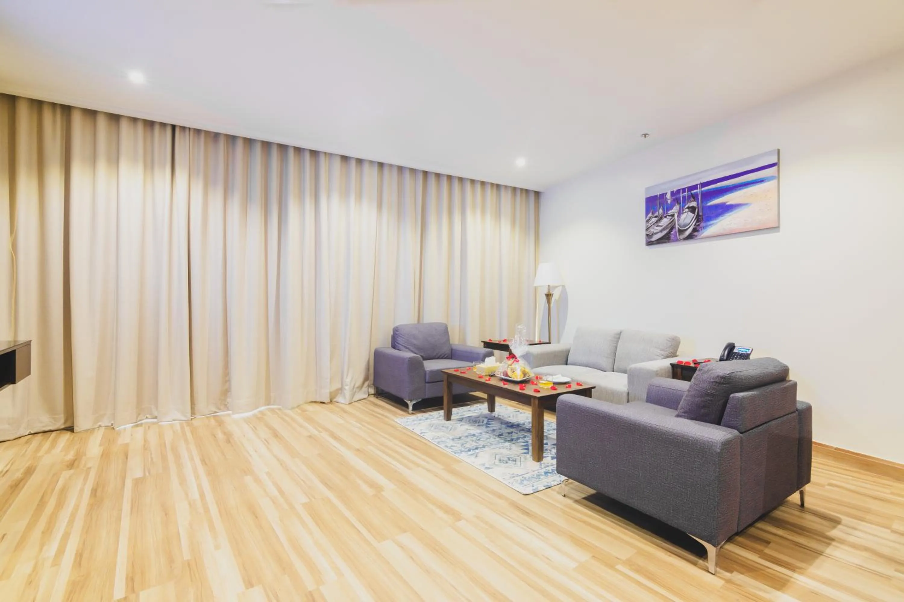 Lounge or bar in Golden Ship Hotel