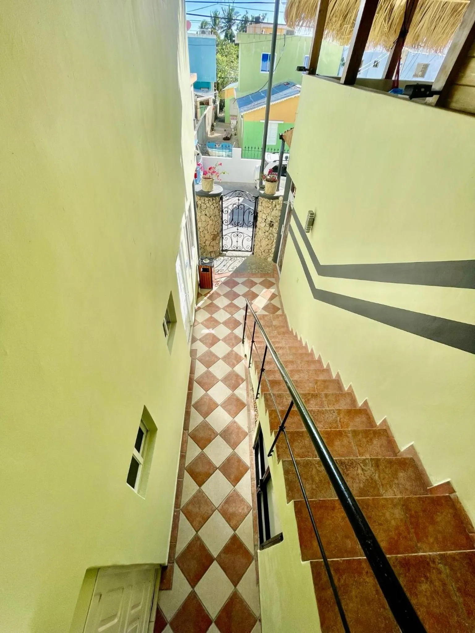 Property building in Villa Iguana