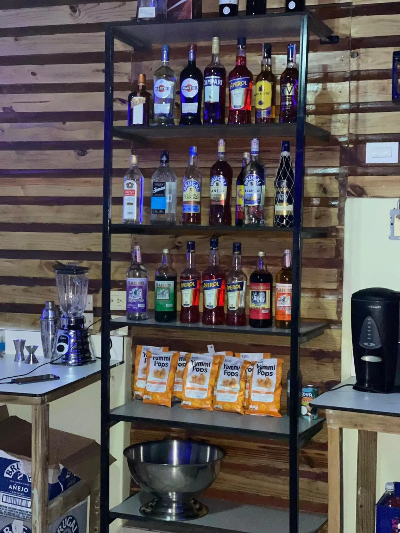 Restaurant/places to eat in Villa Iguana