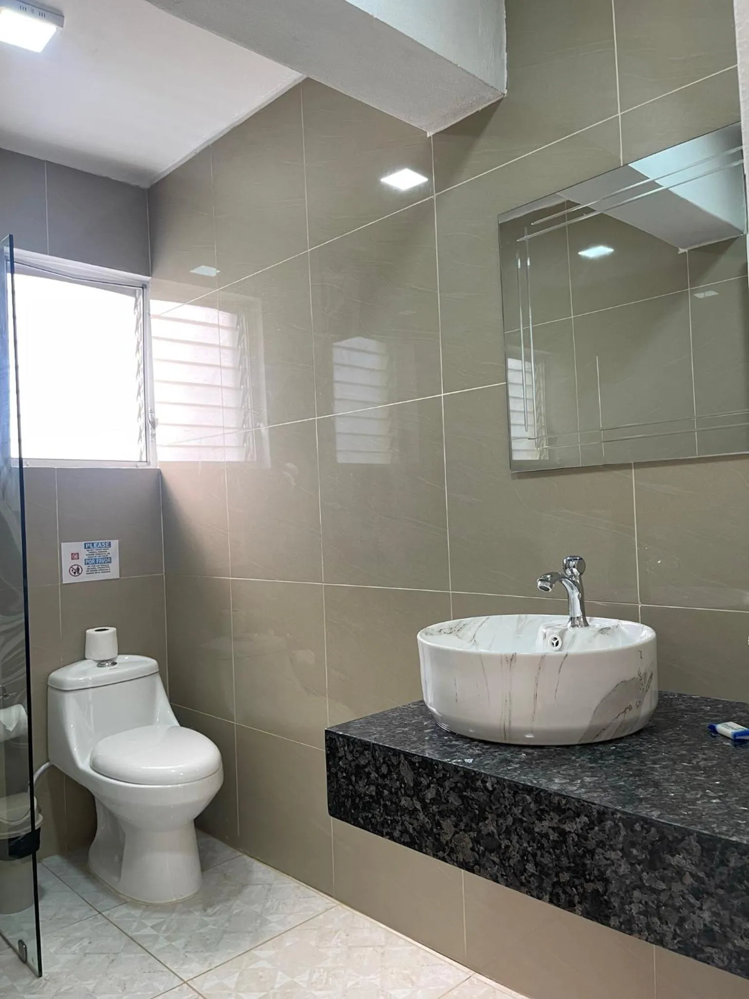 Bathroom in Villa Iguana