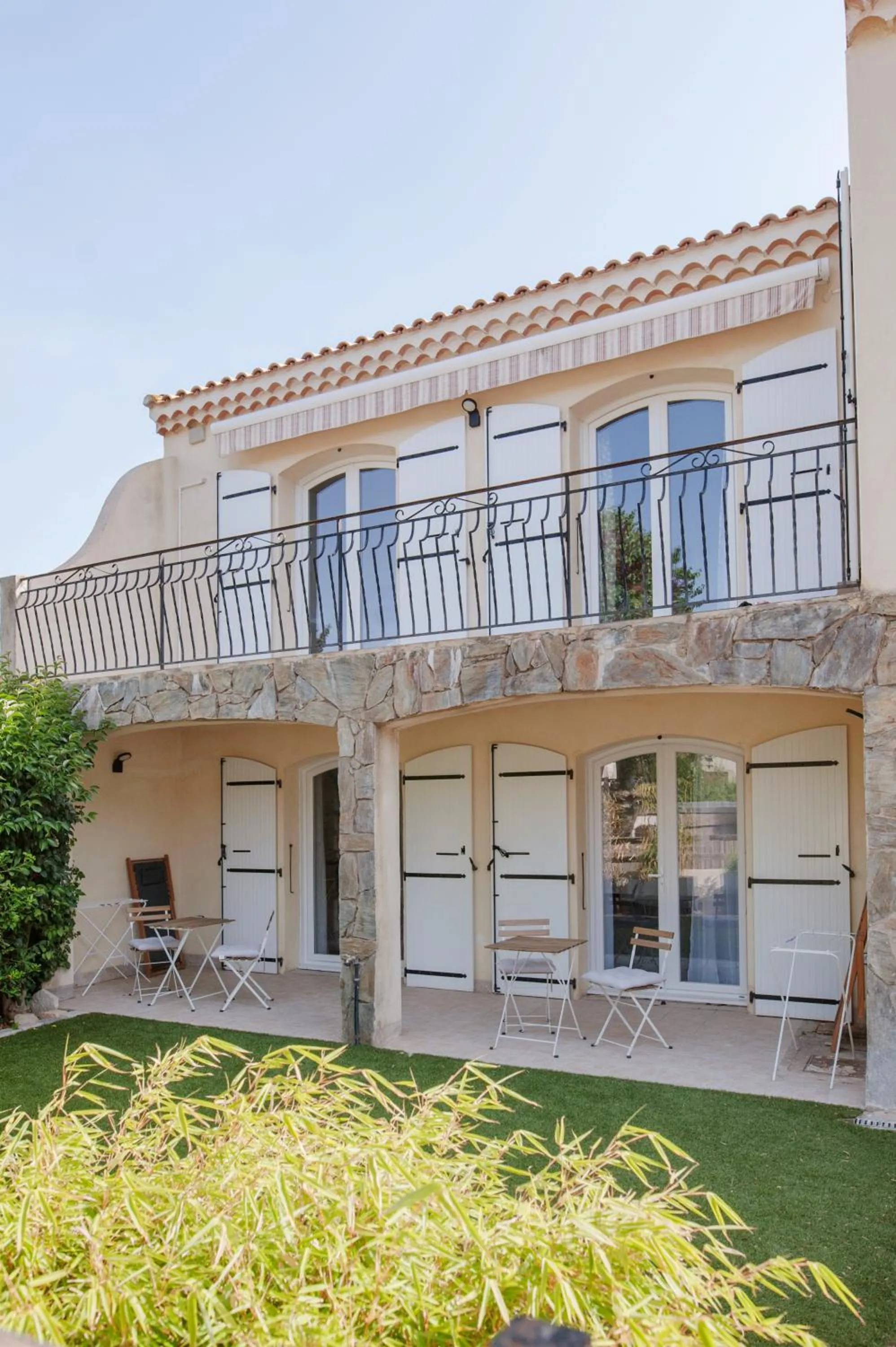 Patio in Le Solaret Famille