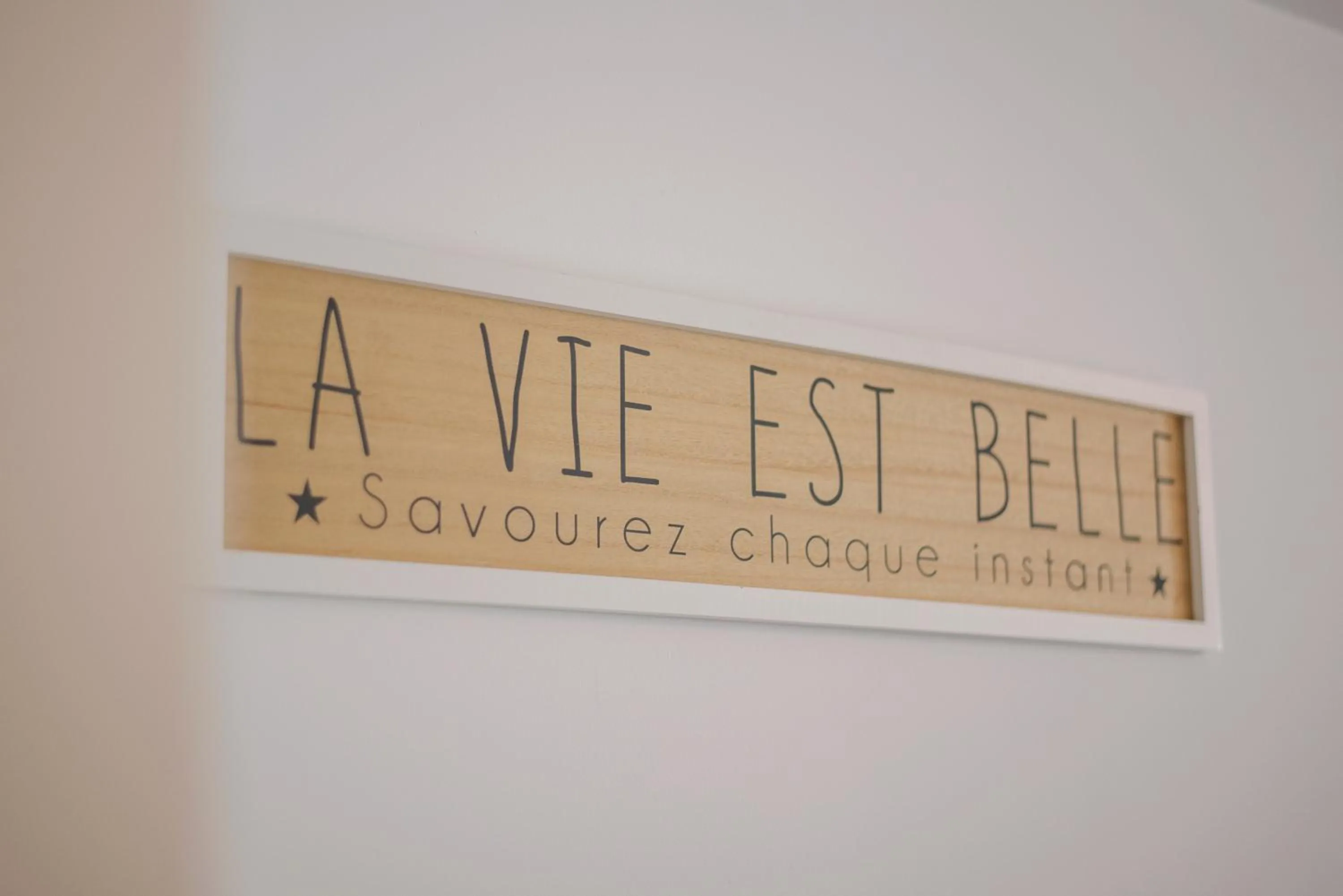 Decorative detail in Le Solaret Famille