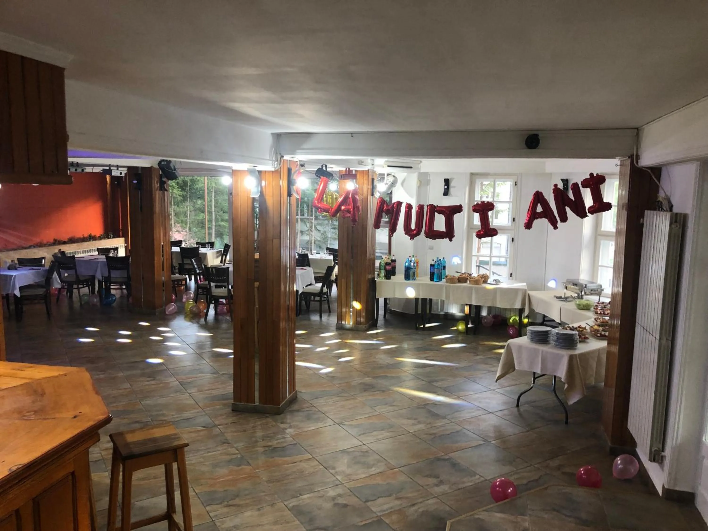 Kitchen or kitchenette in Mountain Breeze