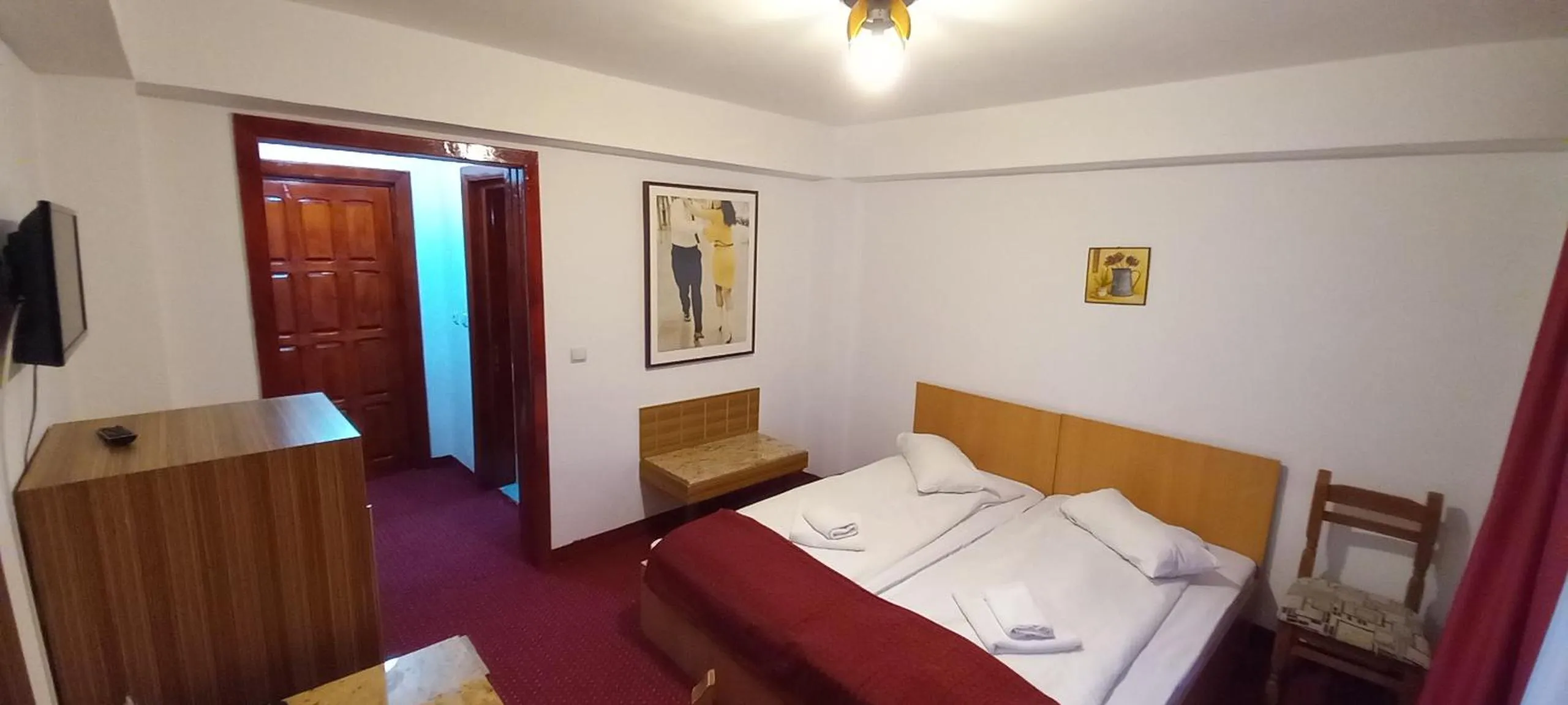 Bed in Mountain Breeze