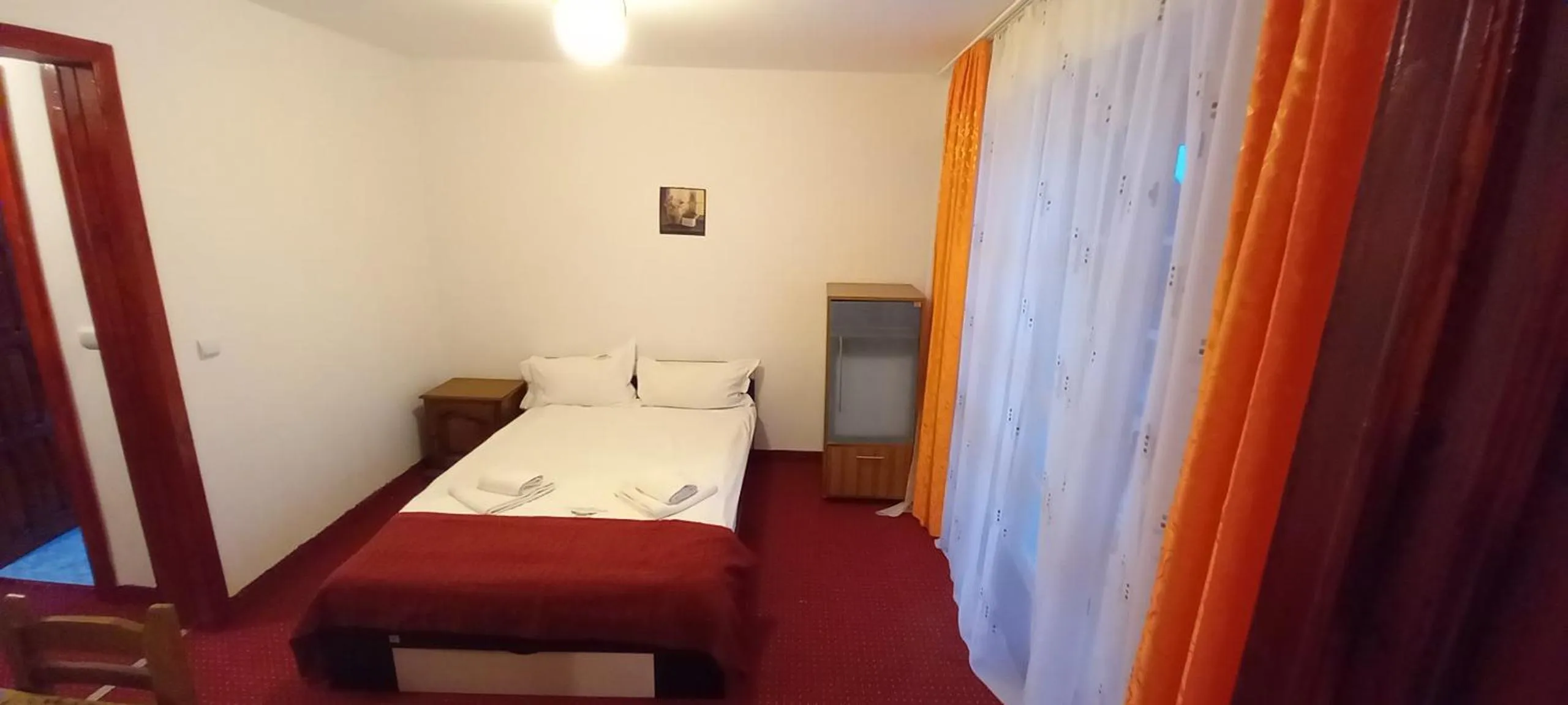 Bed in Mountain Breeze