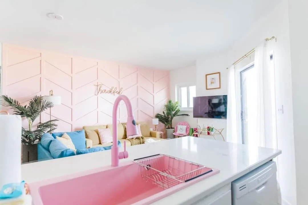 Kitchen or kitchenette in My Beach Retreat by Nick