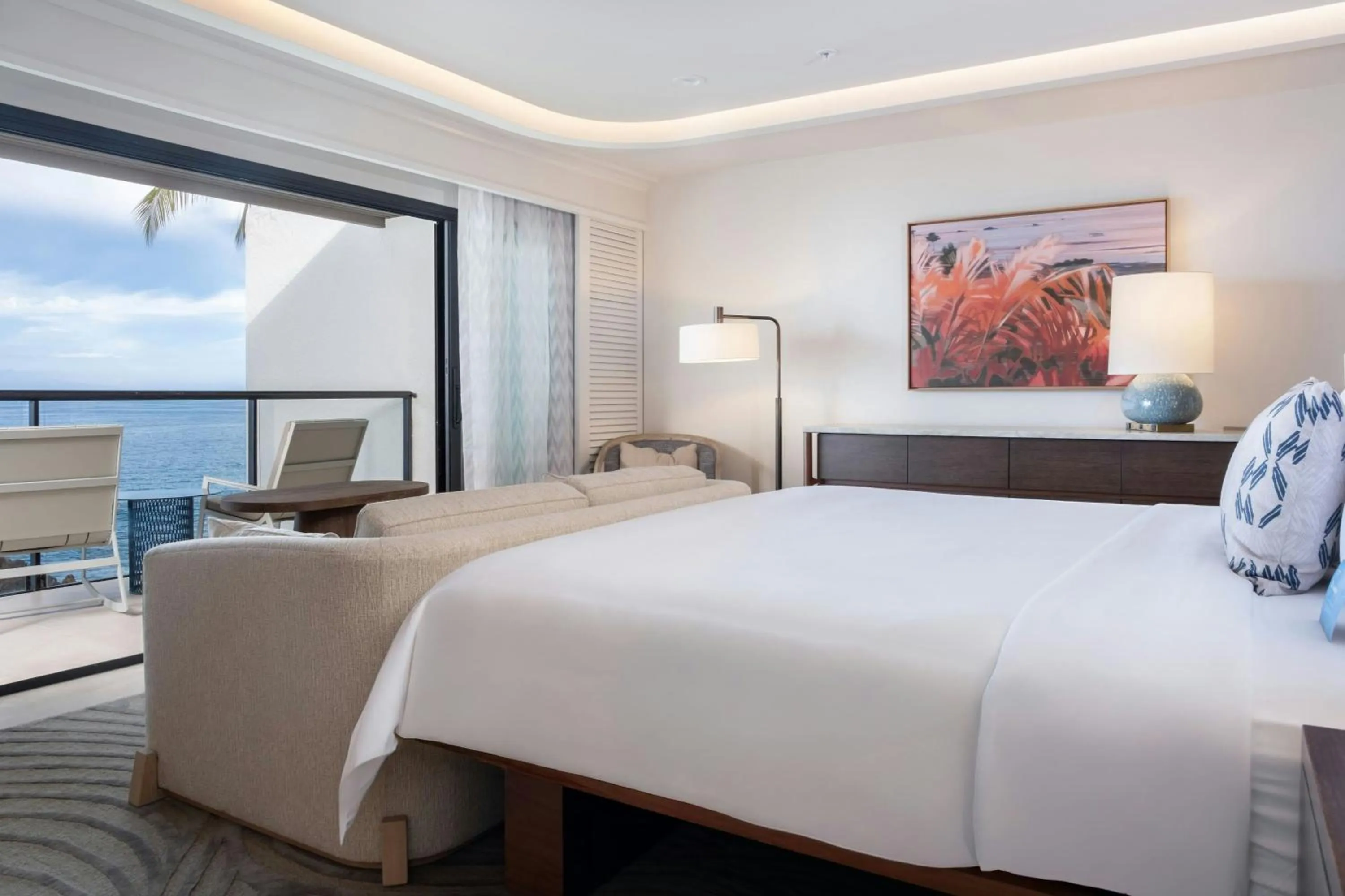 Bedroom, Bed in Wailea Beach Resort - Marriott, Maui