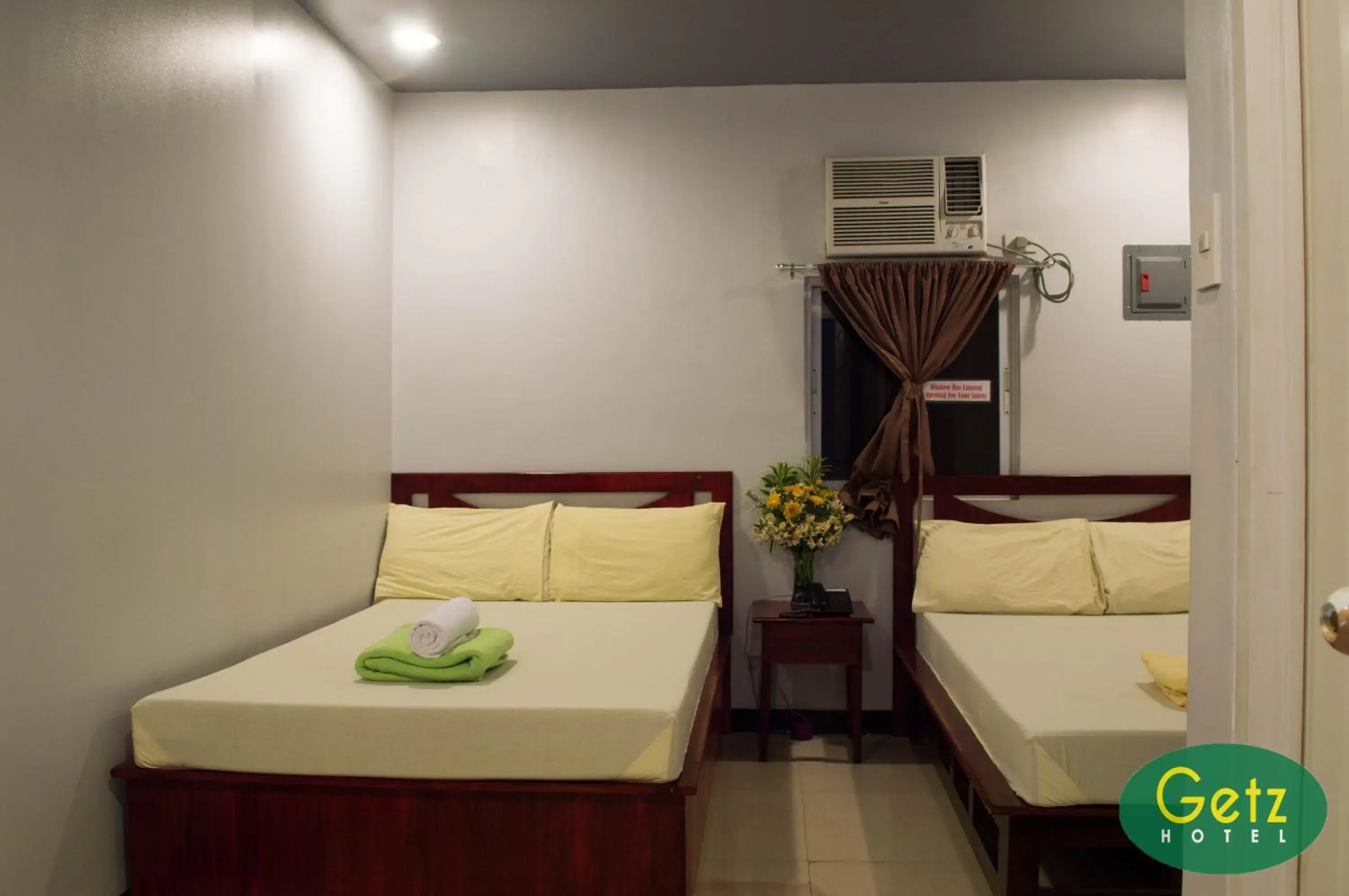 Bed in GETZ HOTEL MANILA Bed in GETZ HOTEL MANILA